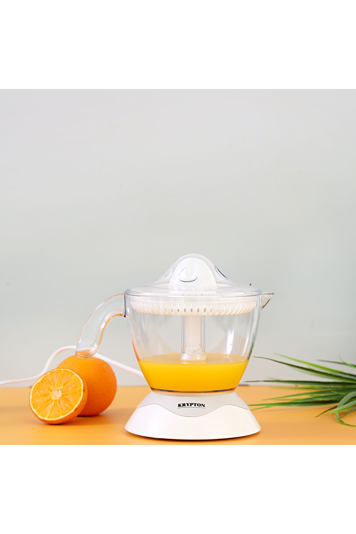 KRYPTON-Electric Citrus Juicer – 1 Litre Capacity, Bi Direction Twist, Easy Use For Fresh Healthy Juice 3