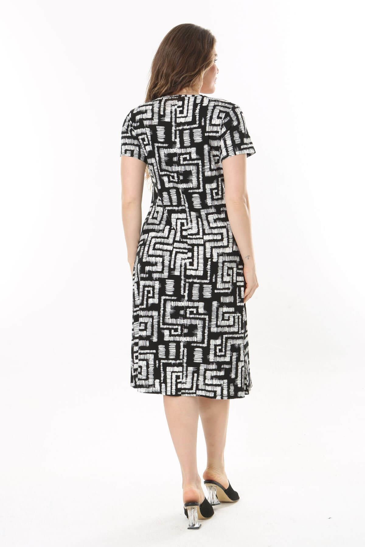 Mooi XXL-Rochie midi alb-negru - model labirint 7