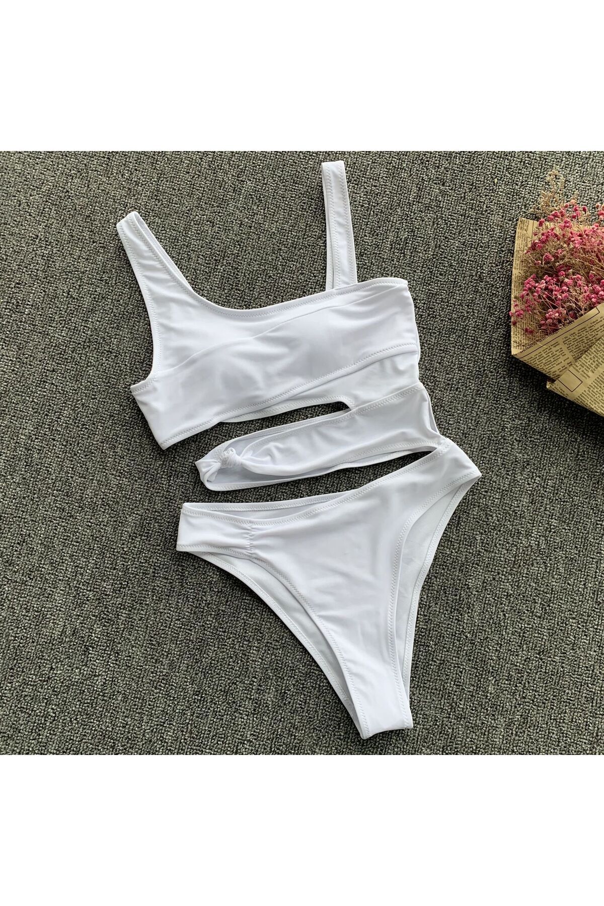 Ladyrosi-Costum de baie cu tăietură în V acoperită cu design personalizat 4