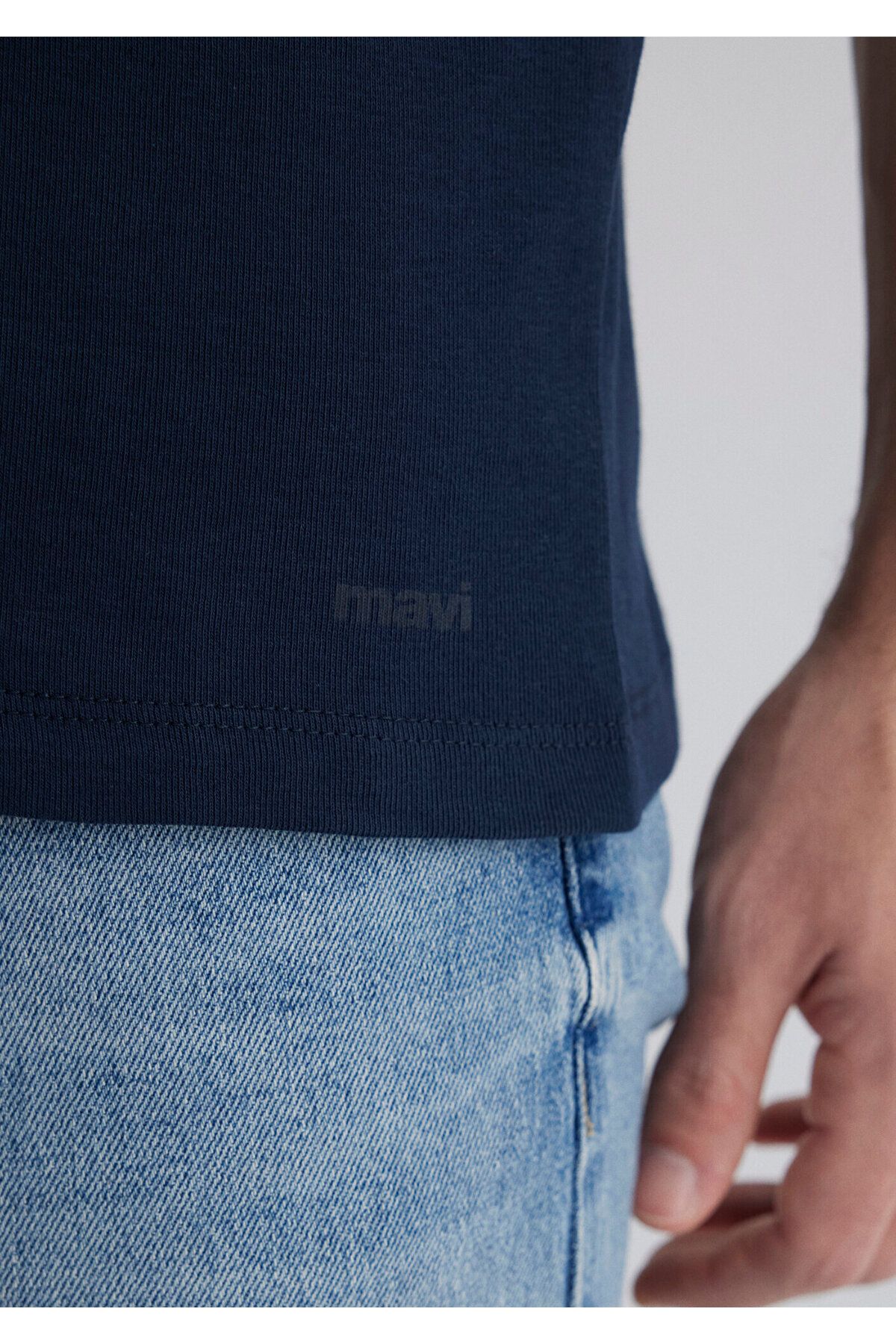 Mavi-Rib Detailed V-Neck Navy Blue T-Shirt Fitted / Fitted Cut 063748 -17588 6