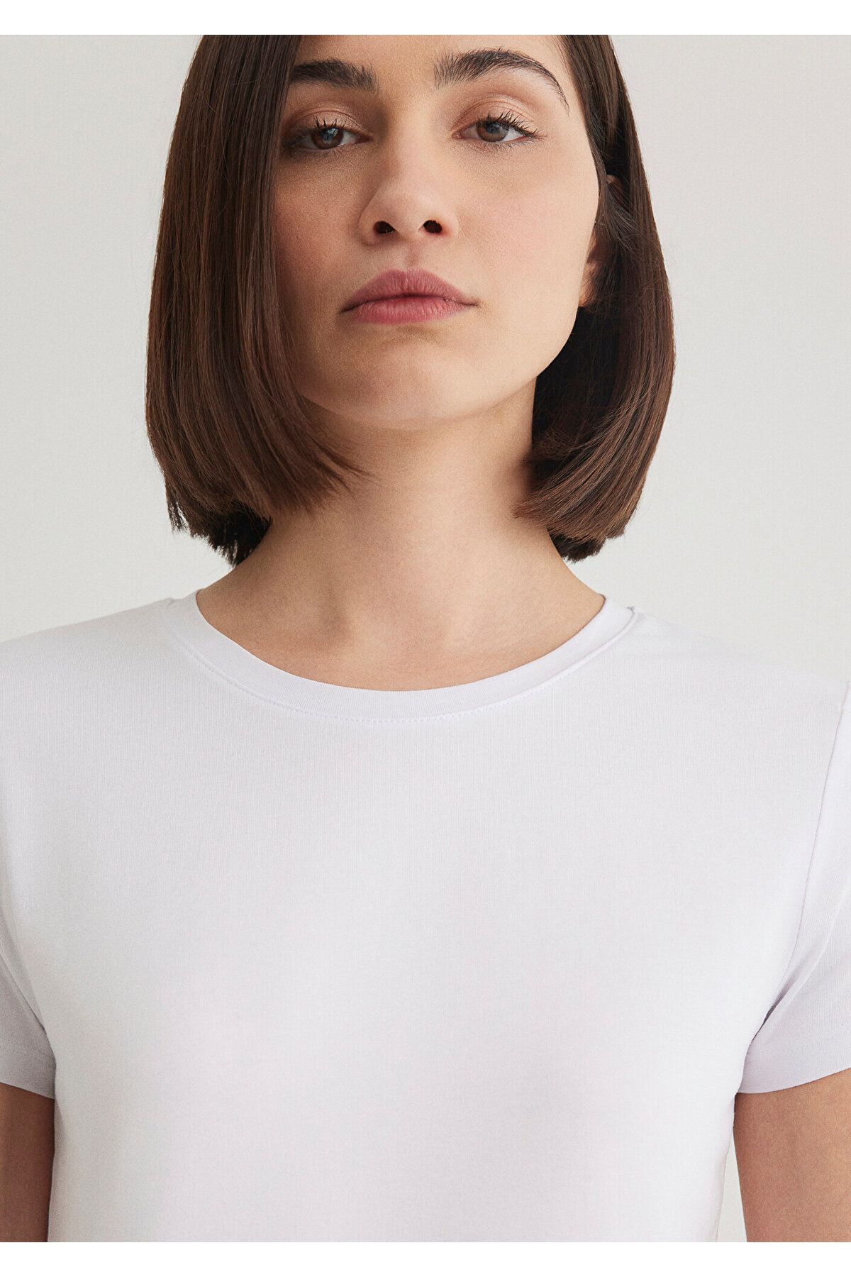 Mavi-Tricou de bază alb elastic, cu croială mulată 162767 -620 5