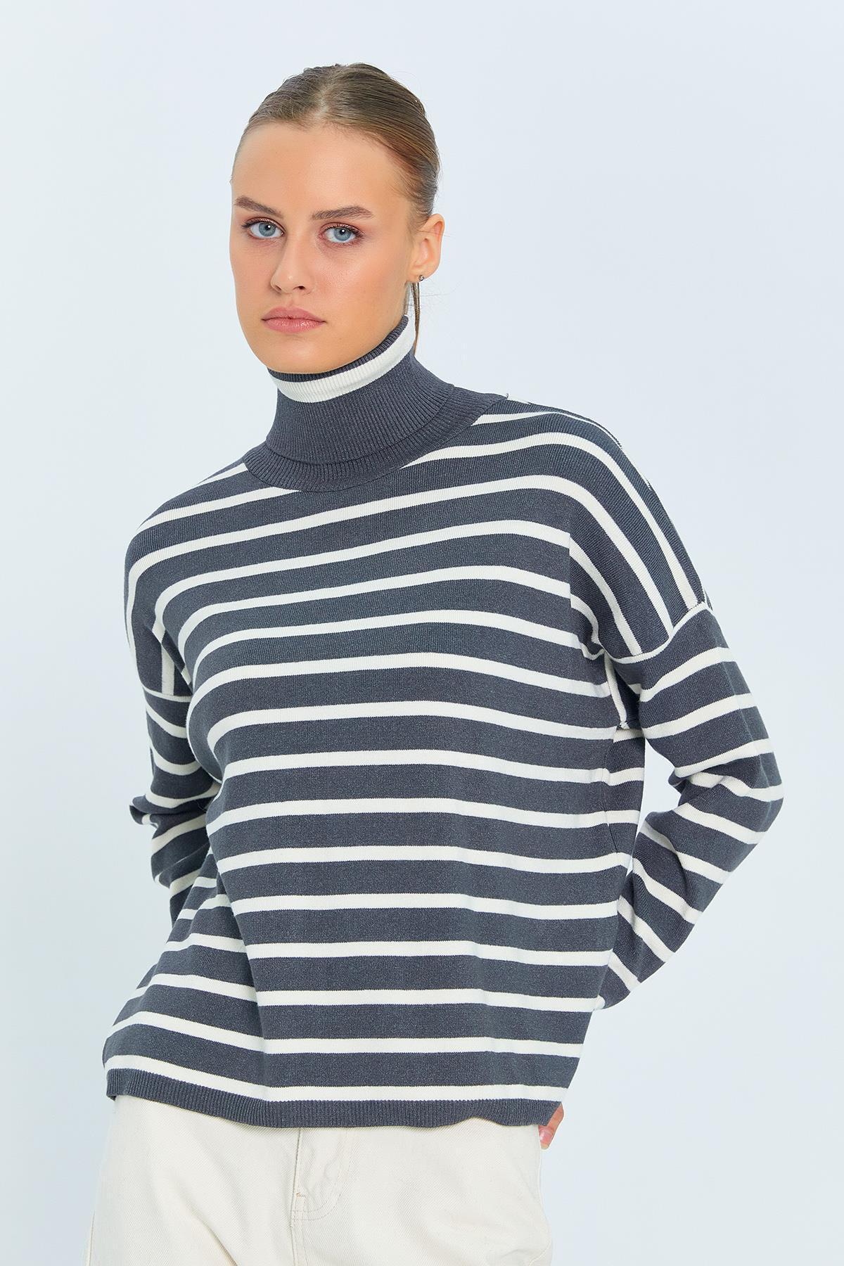 Mixray 6802 Model Anthracite Colored Striped Turtleneck Women's