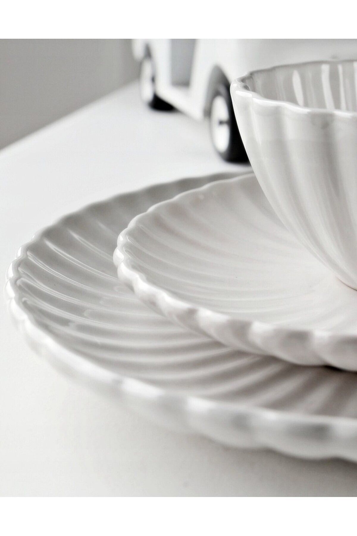Tavola-White Porcelain Dinner Set 18 Pcs Farfurii Dining Set Plate Set Dishwasher Microwave Safe 6