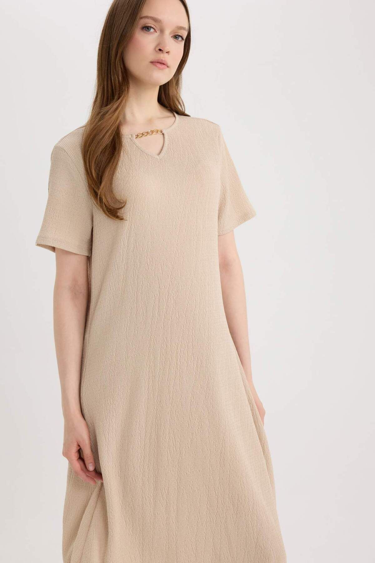 DeFacto-Regular Fit Apash Collar Basic Plain Wrap Short Sleeve Midi Summer Dress D3834Ax25Sm 4