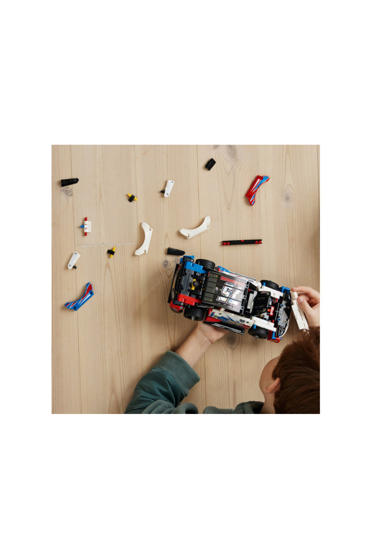 LEGO 42153 LEGO® Technic NASCAR® Yeni Nesil Chevrolet C fotoğrafı 4 (önizleme)