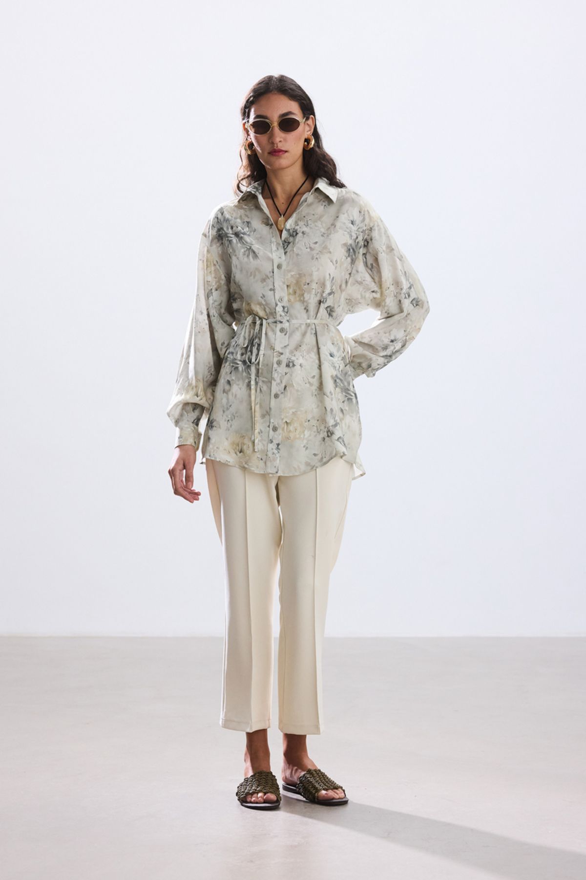 BE BLUE-Milk Color Flare Pants 7