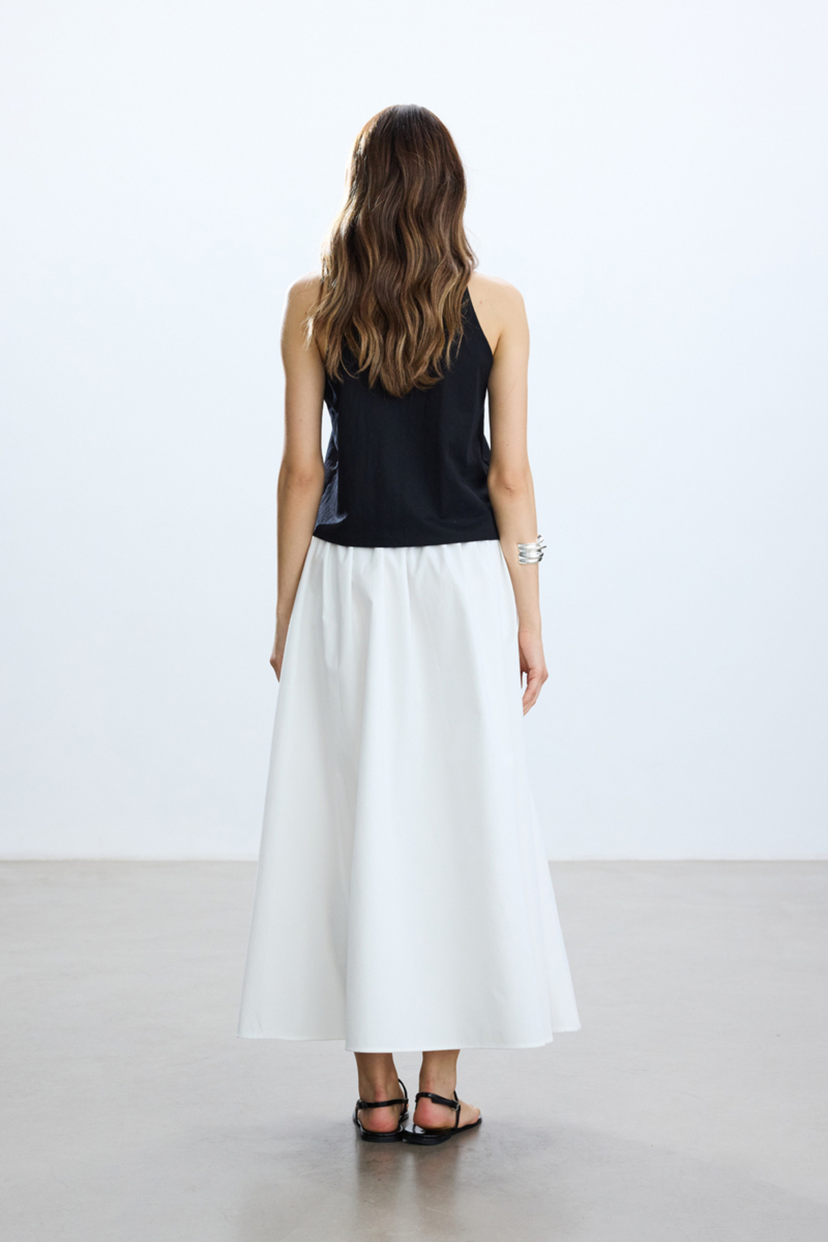 BE BLUE-Ecru Stringed Poplin Skirt 7