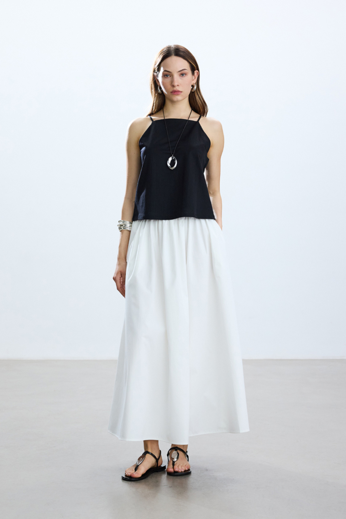 BE BLUE-Ecru Stringed Poplin Skirt 5