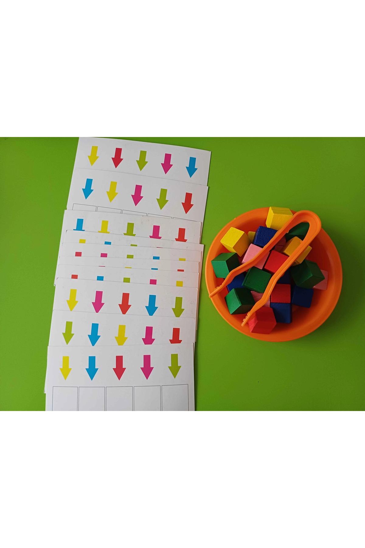 kaan oyuncak Aktarma Oyunu Montessori Renk Ayrıştırma Aktivite Seti 1 Tabak/1 Cımbız /25 Küp fotoğrafı 2 (önizleme)