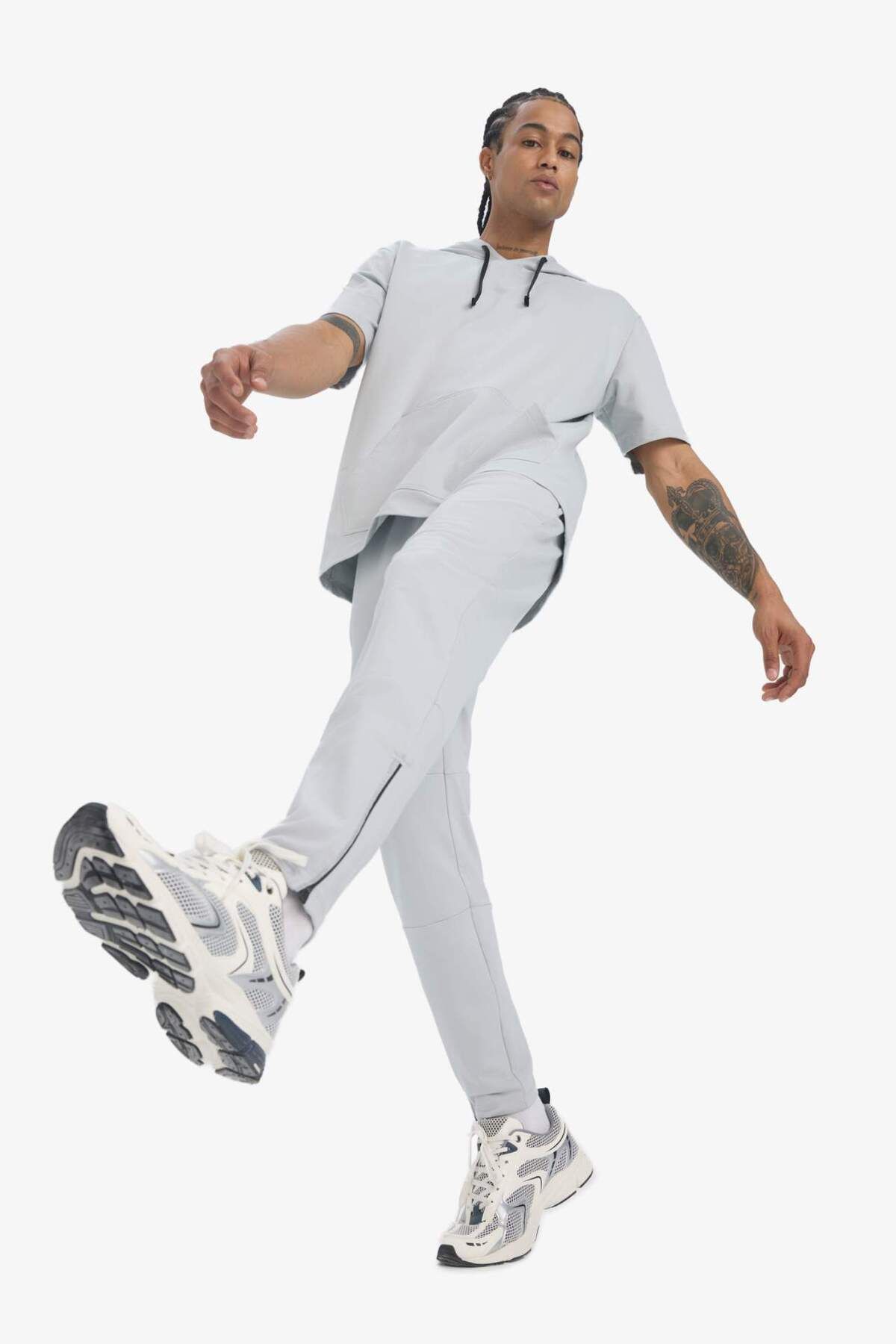DeFacto-DeFactoFit Slim Fit Sports Jogger Φούτερ με φερμουάρ με φερμουάρ D7998AX25SP 3