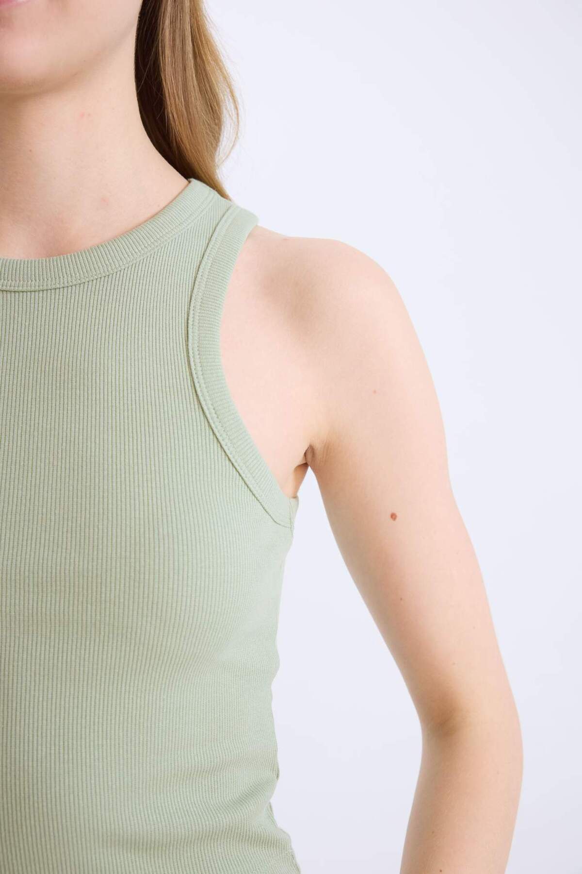 DeFacto-Ribbed Halter Neck Camisole Undershirt - U0357Az25Sm 4