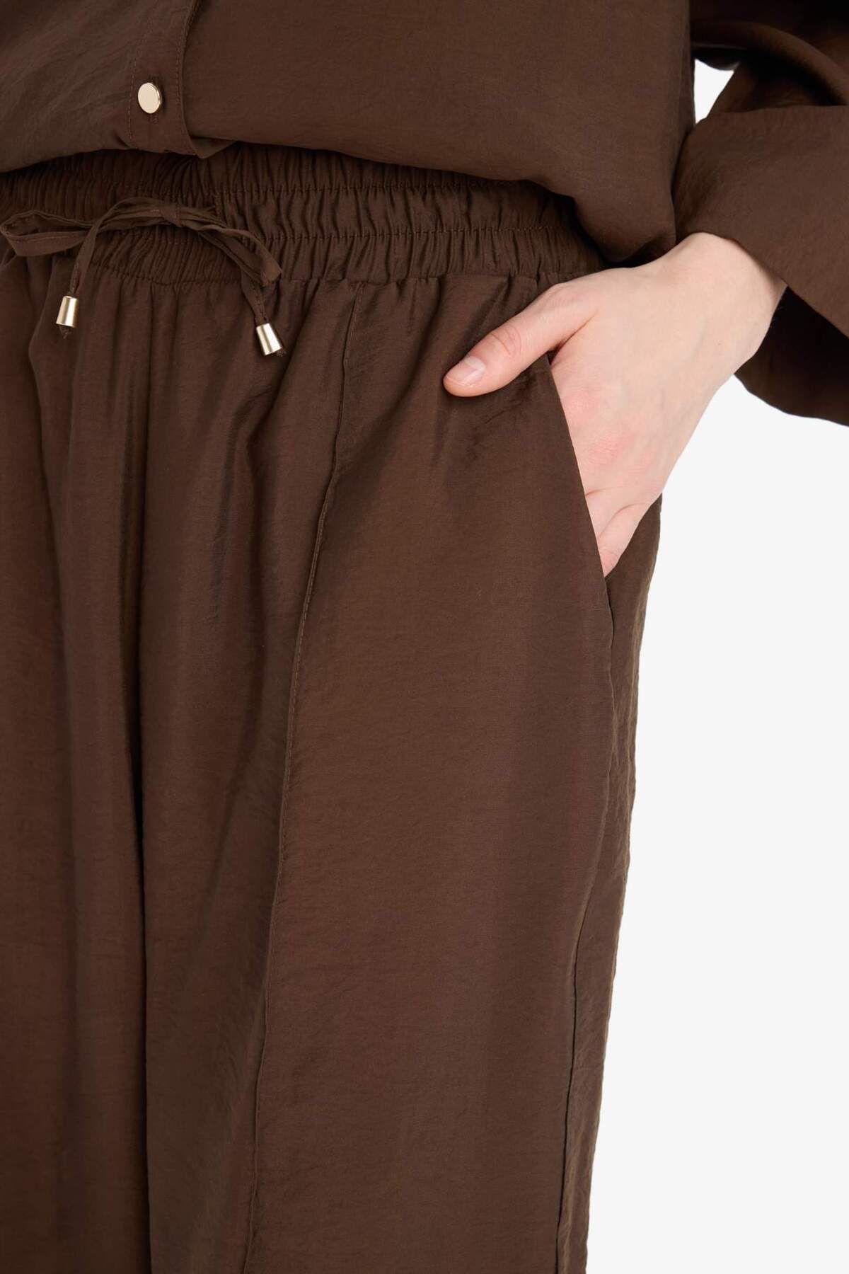 DeFacto-Pantaloni palazzo din țesătură modal cu picioare largi, talie înaltă, picioare drepte, picioare late E8235AX25SM 5
