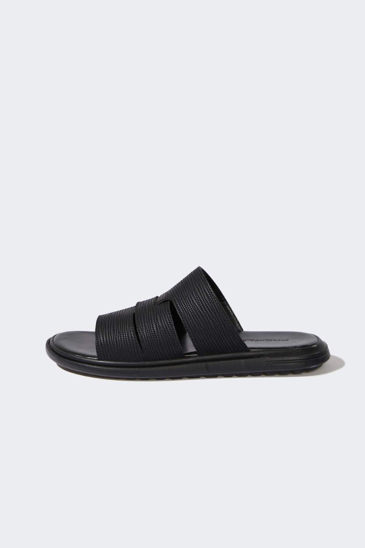 DeFacto-Herren-Hausschuhe aus Kunstleder mit flacher Sohle und doppeltem Riemen E6245AX25HS 2