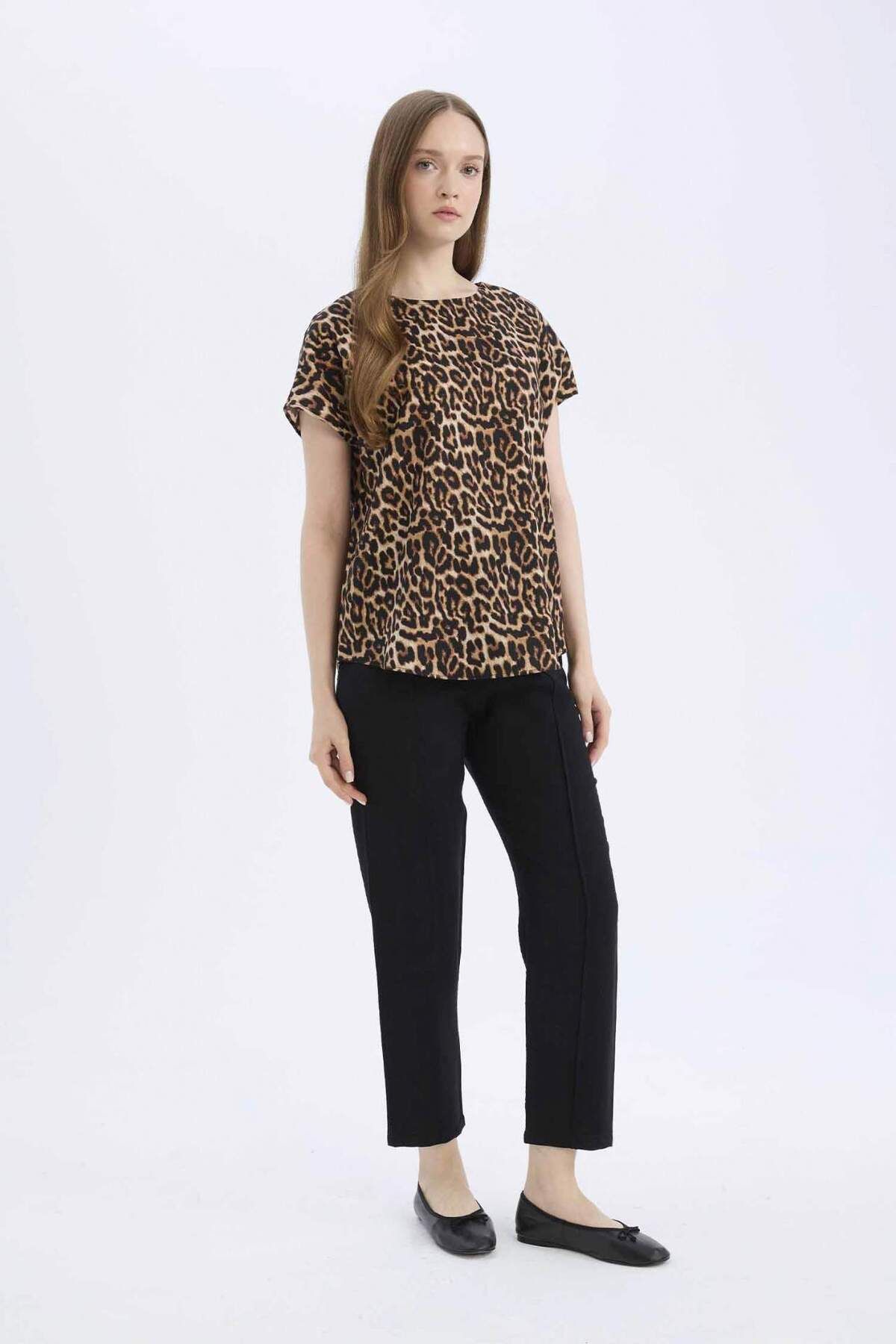 DeFacto-Regular Fit Leopard Print Crew Neck Short Sleeve Blouse E7038Ax25Sp 2