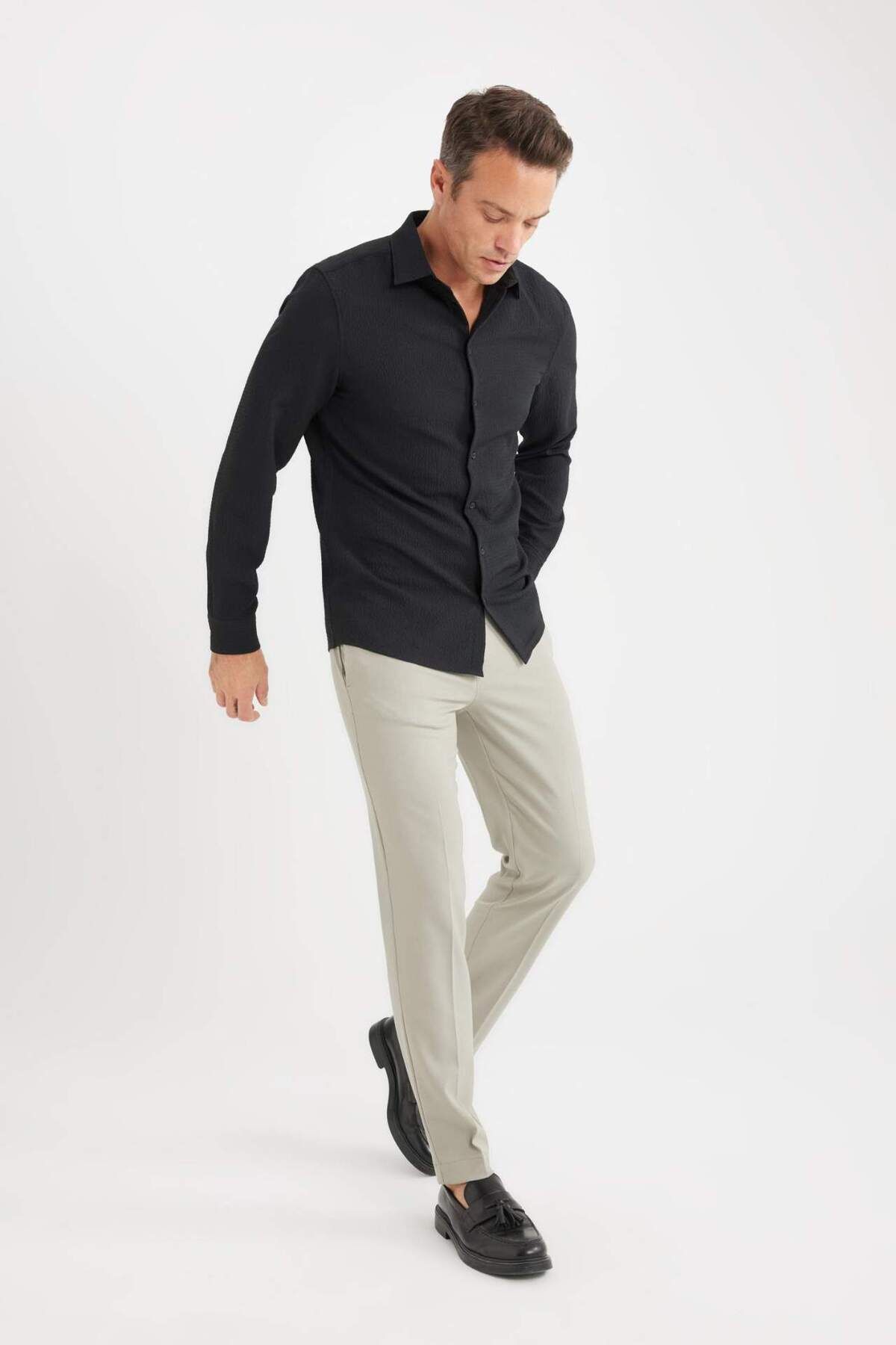 DeFacto-Summer Fabric Jogger Pants Elastic Waist with Lace-Up Straight Leg Stretching All Directions with Pockets A9943Ax24Au 3