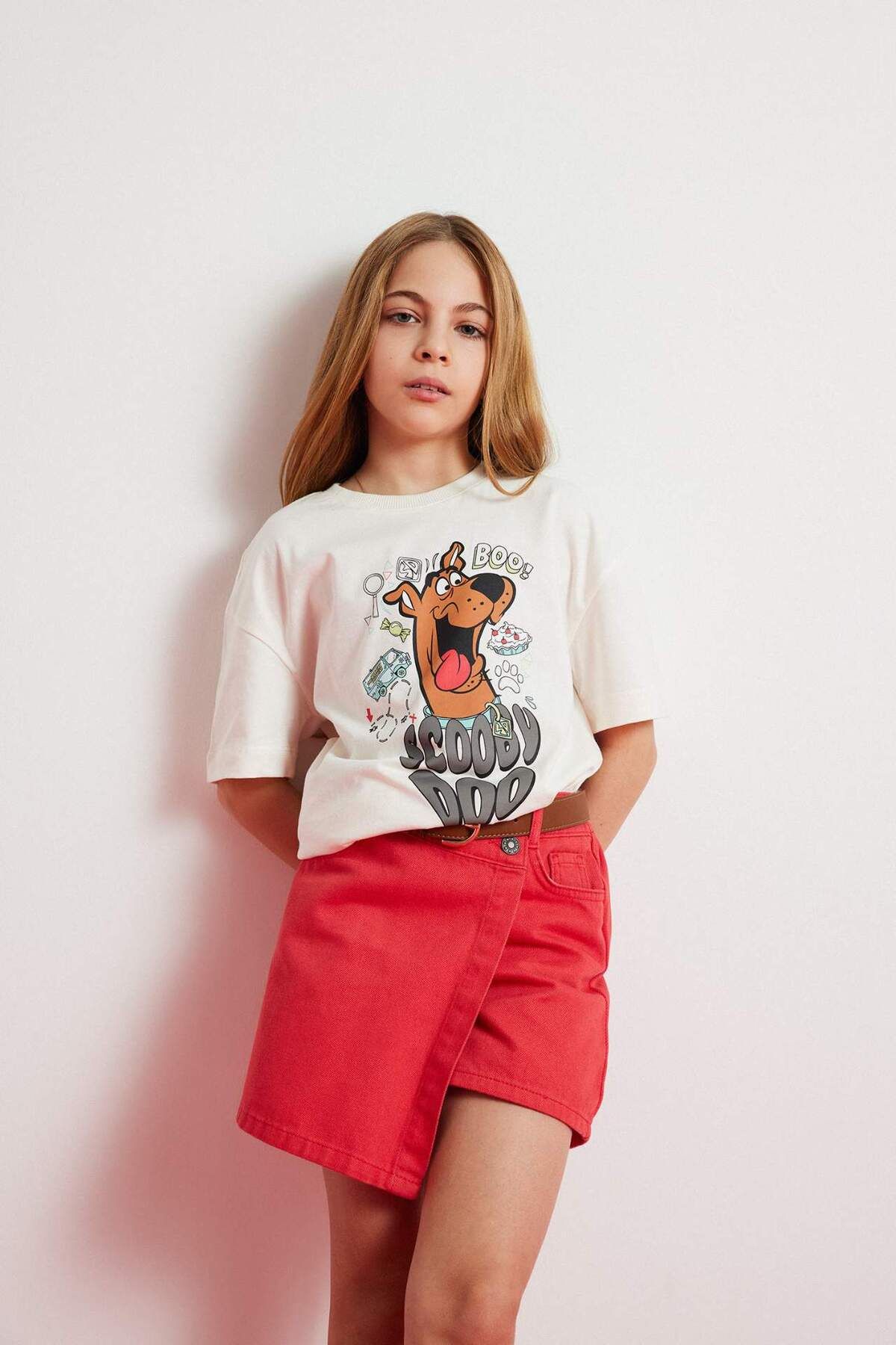 DeFacto-Tricou cu mânecă scurtă pentru fete Scooby Doo oversize cu decolteu lat E0484A825SP 3