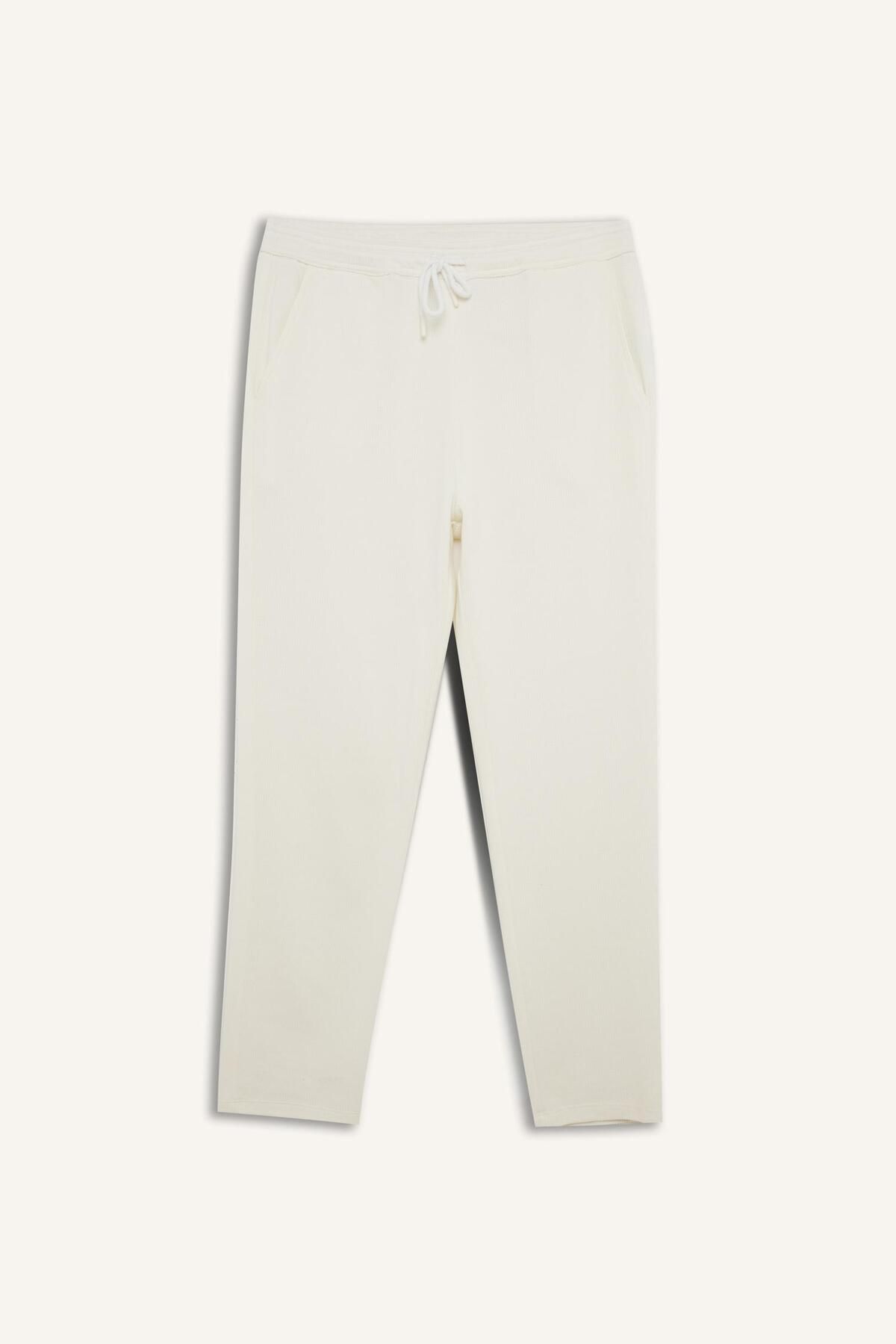 DeFacto-Jogginghose mit normaler Passform, Schnürung an der Taille, Taschendetail, gerader Beinabschluss D9701AX25SP 7
