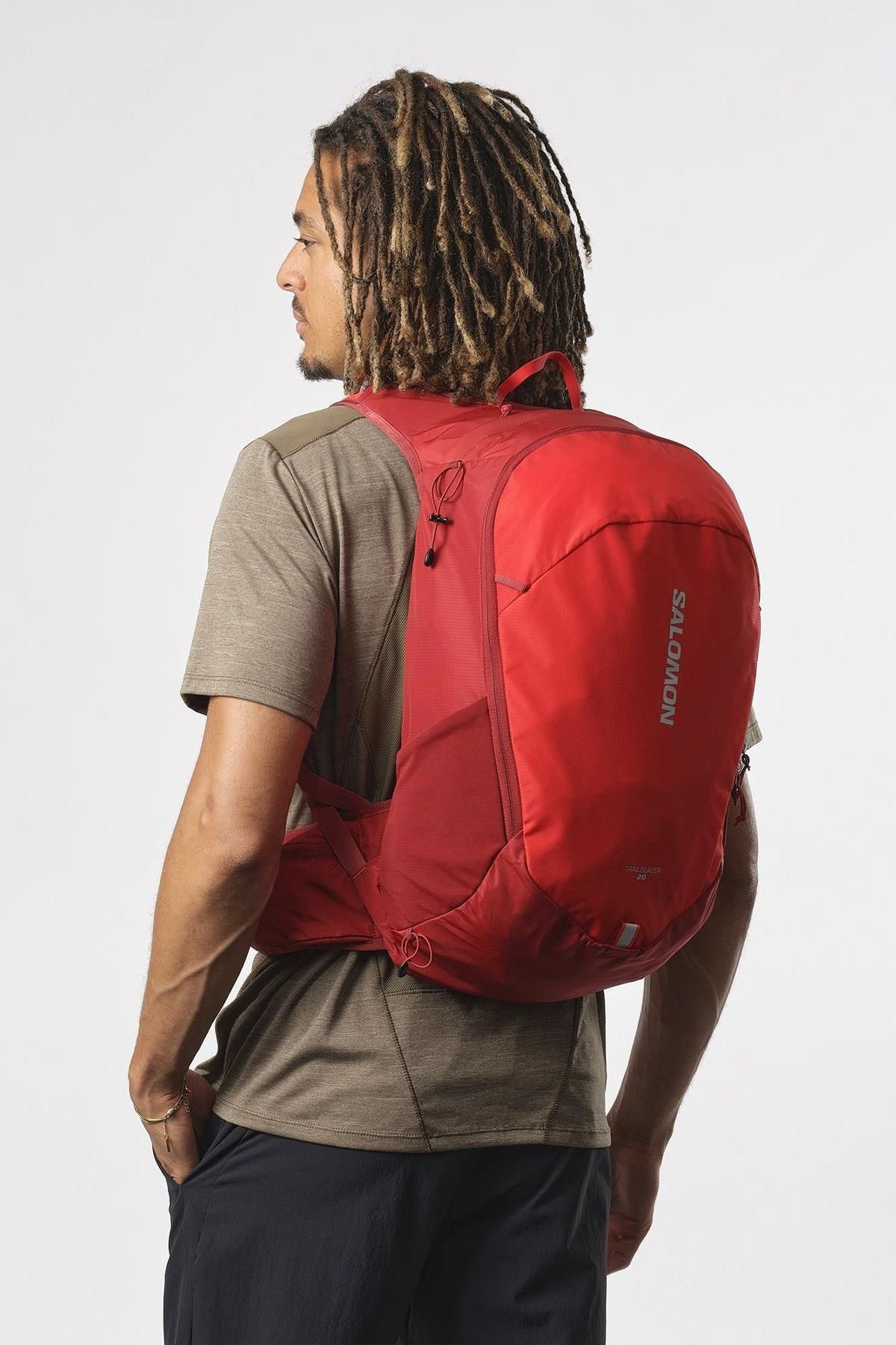 Salomon-Trailblazer 20 Backpack - Red 4