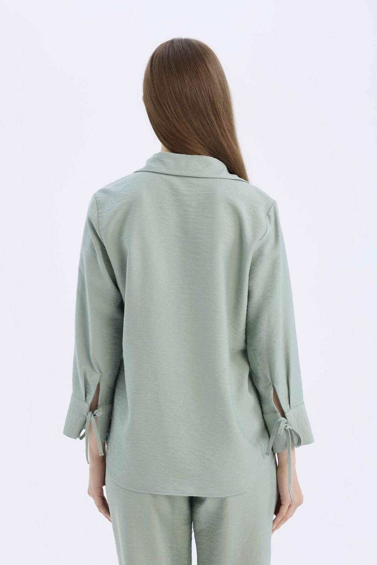 DeFacto-Normale Passform, einfarbiges Basic-Langarmshirt C3819AX25SP 7