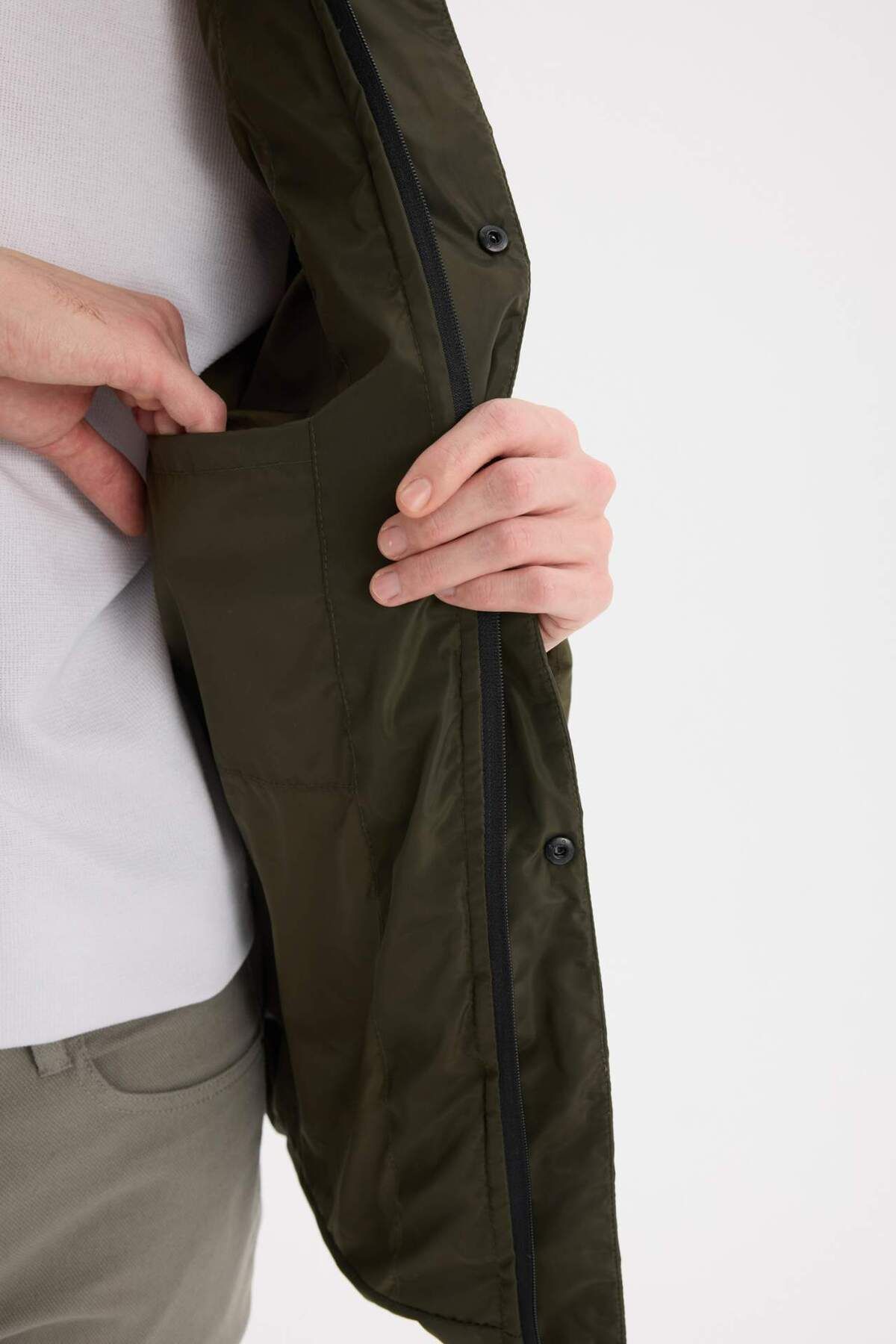 DeFacto-Regular Fit Hooded down Jacket with Zipper Snap Closure Pocket E7286Ax24Wn 7