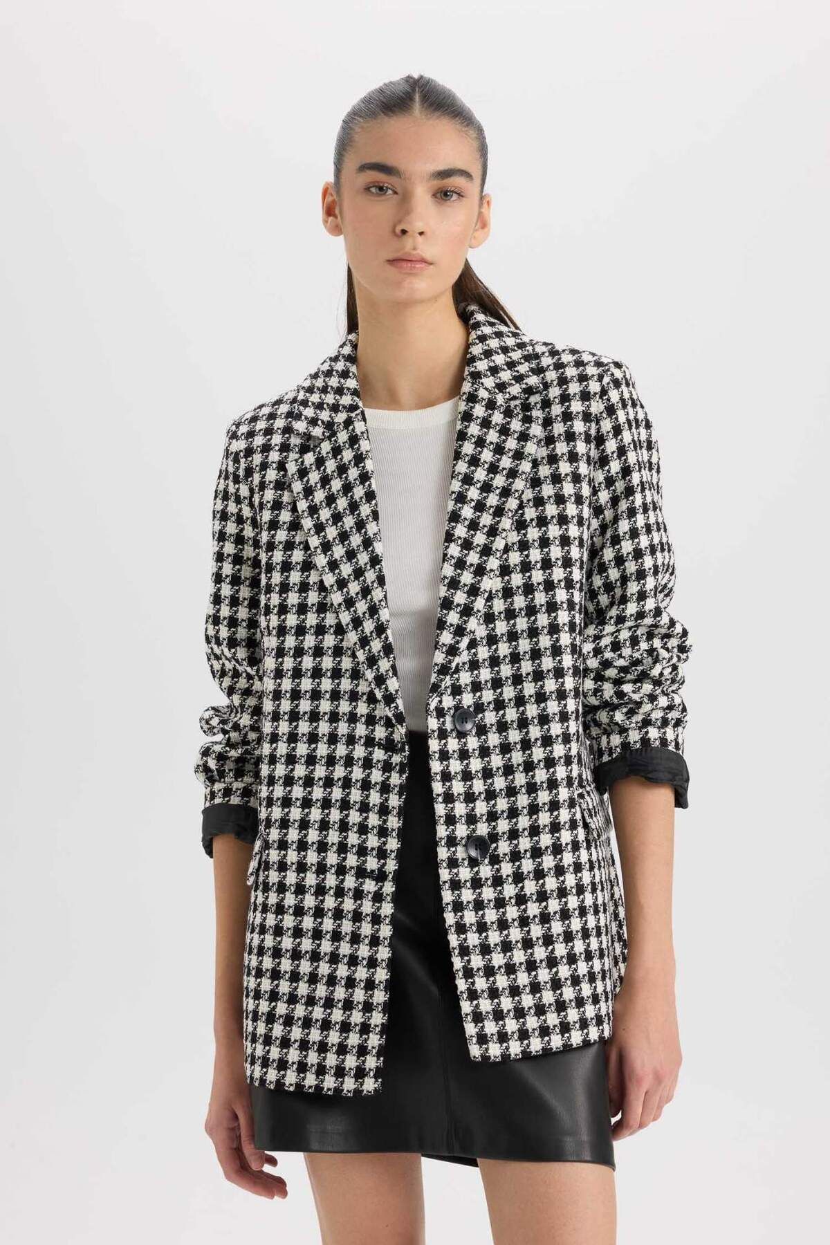 DeFacto-Oversize Wide Fit Jacket Lapel Buttoned Tweed Pattern Blazer Jacket V2814Az24Au 3