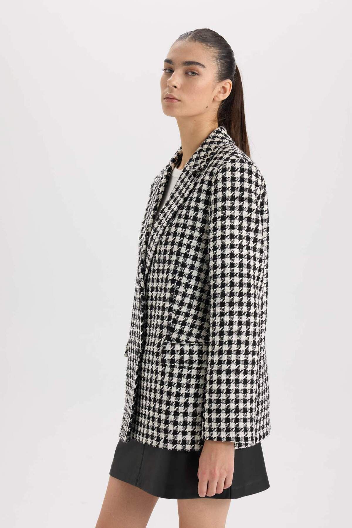 DeFacto-Oversize Wide Fit Jacket Lapel Buttoned Tweed Pattern Blazer Jacket V2814Az24Au 4