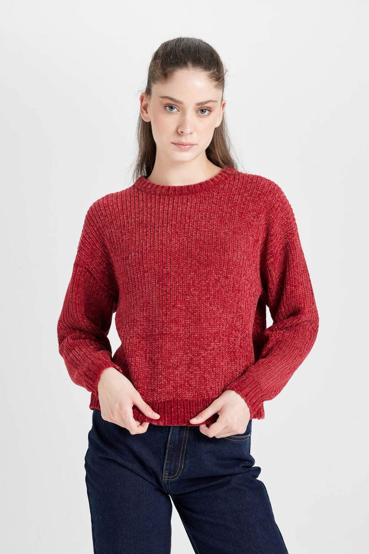 DeFacto-Strickpullover mit normaler Passform und Rundhalsausschnitt C6227AX24CW 4