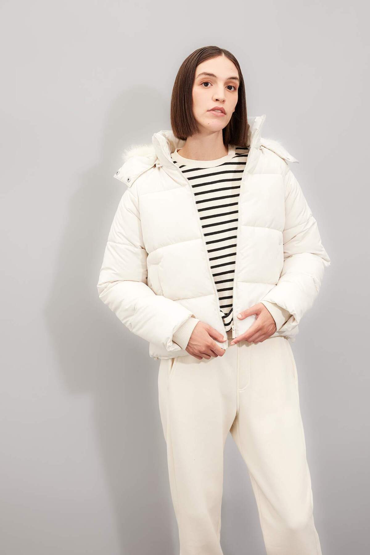 DeFacto-Regular Fit Hooded Coat 3