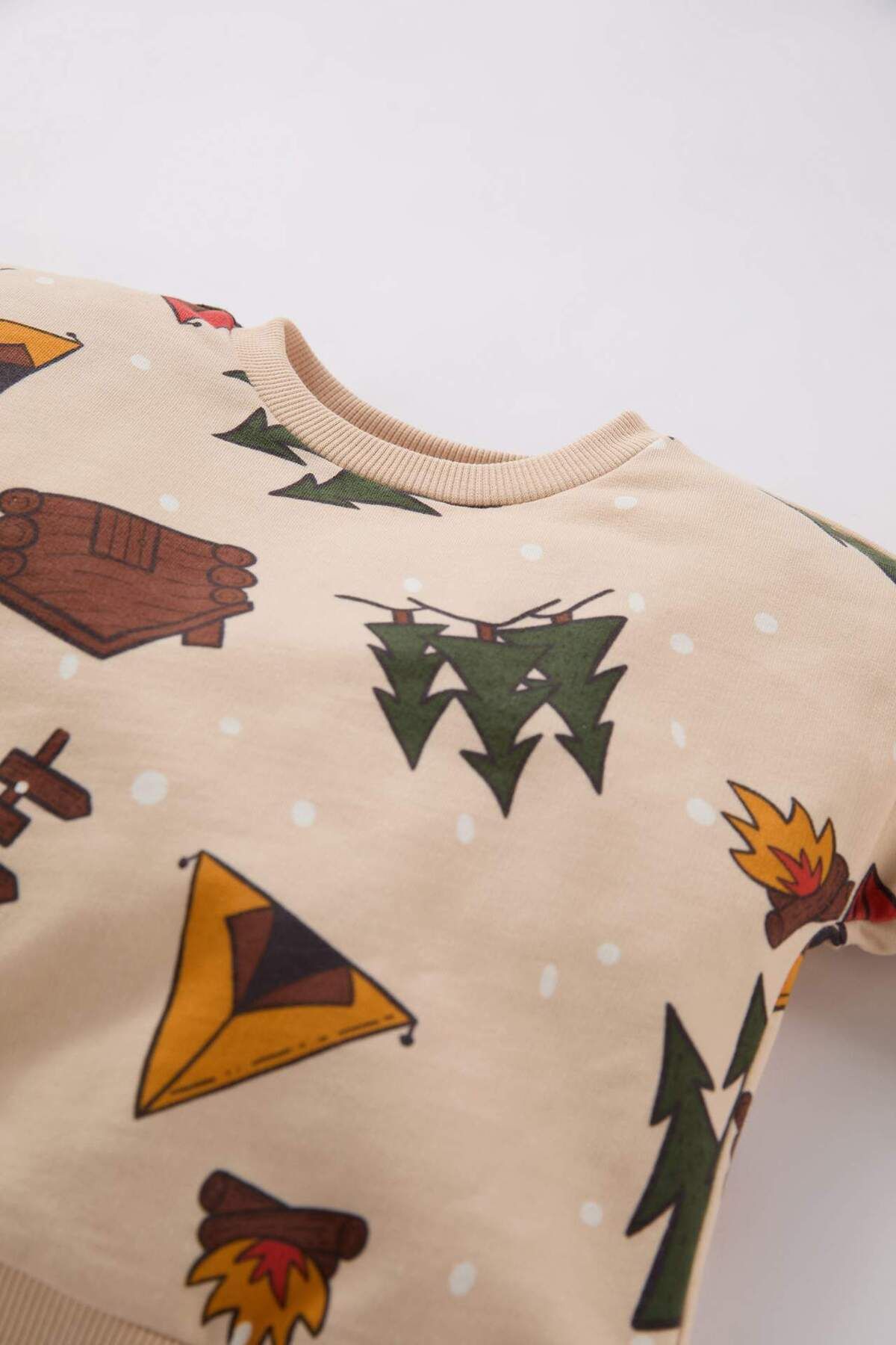 DeFacto-Baby Boy 2-Piece Set New Year Printed Crew Neck Sweatshirt with Elastic Waist Bottom D5932A524Wn 3