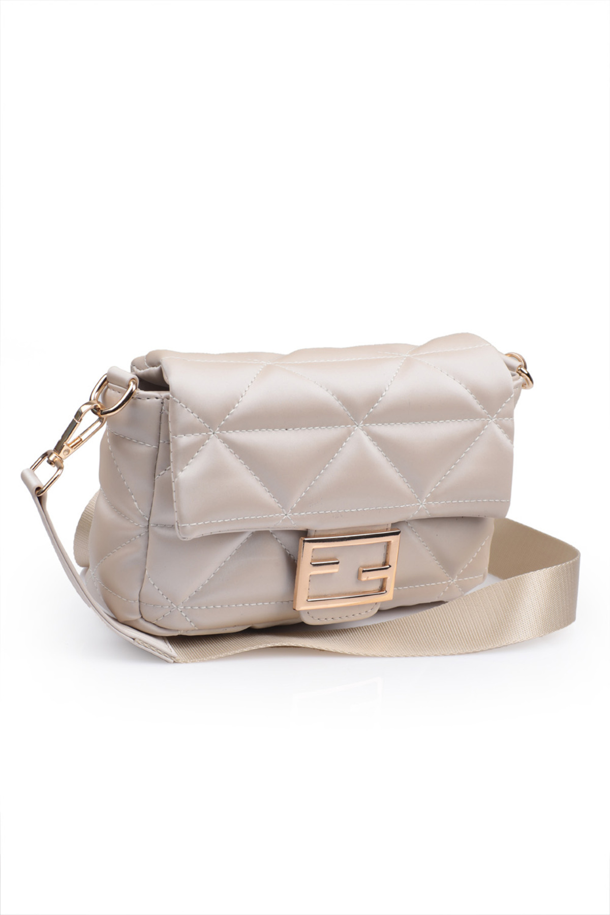 Capone Outfitters-Ibiza Satin Steppmuster Damentasche 4