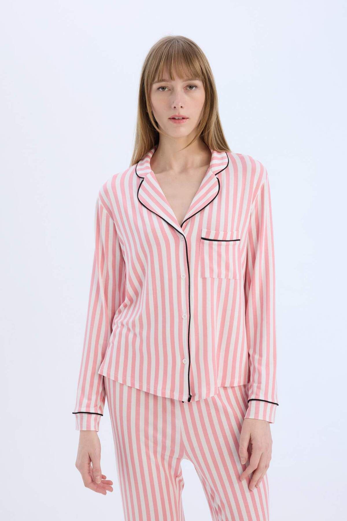 DeFacto-Pajama Set to Fall in Love - Long Sleeve, Patterned, Regular Fit D6845Ax24Au 3