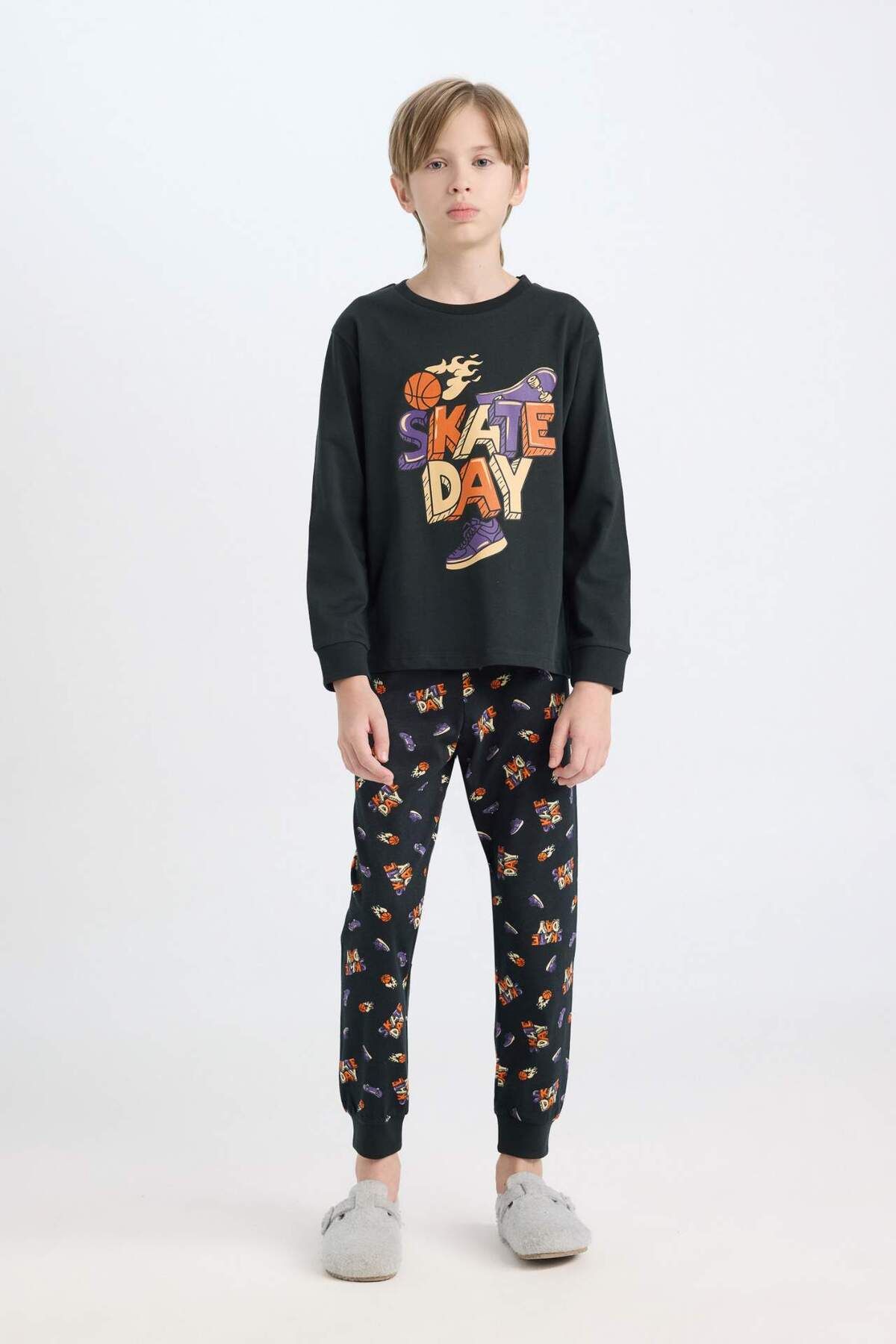 DeFacto-Boy's Pajama Set Printed Long Sleeve Top Elastic Waist Patterned Long Bottom D5214A824Wn 2