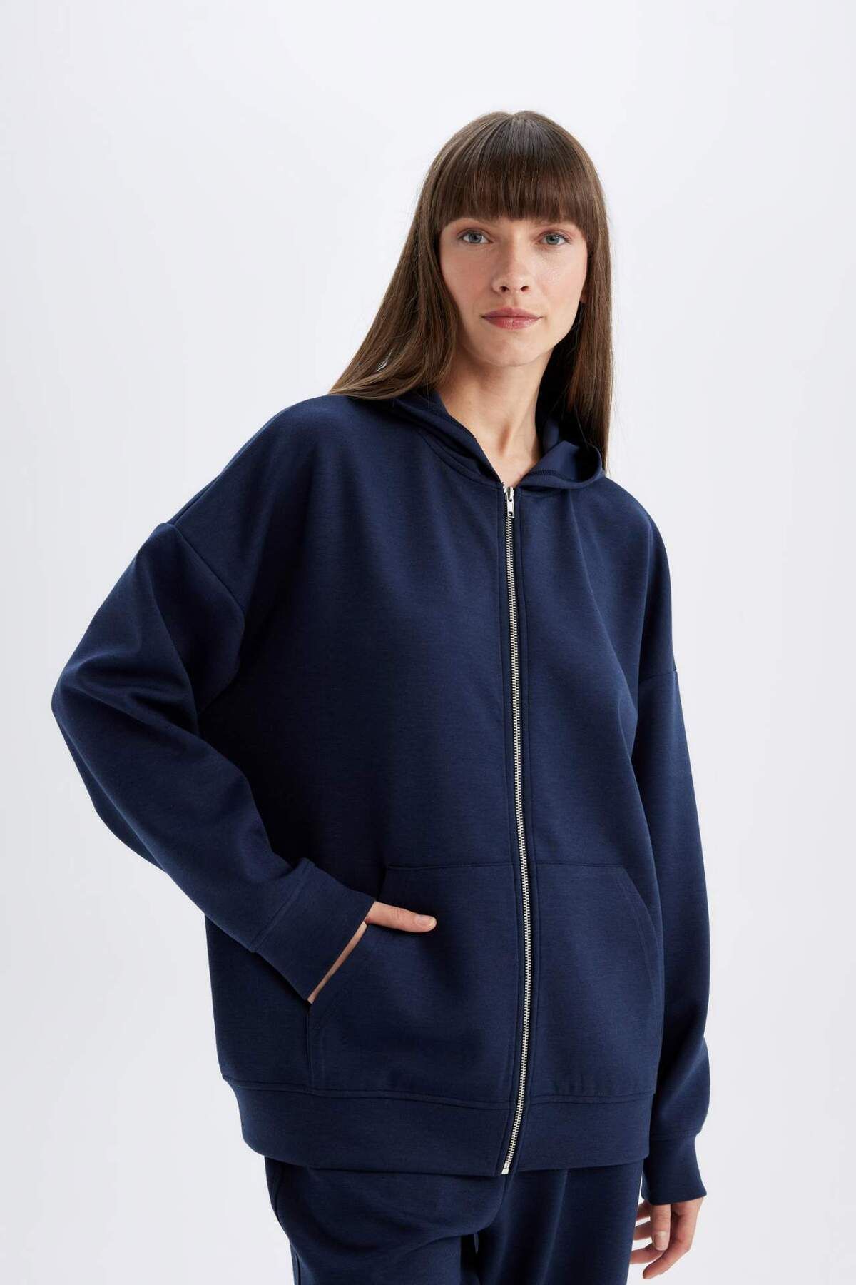 DeFacto-Oversize Wide Fit Hooded Basic Plain Skuba Diver Fabric Zippered Sweatshirt with Pockets C6871Ax24Au 4