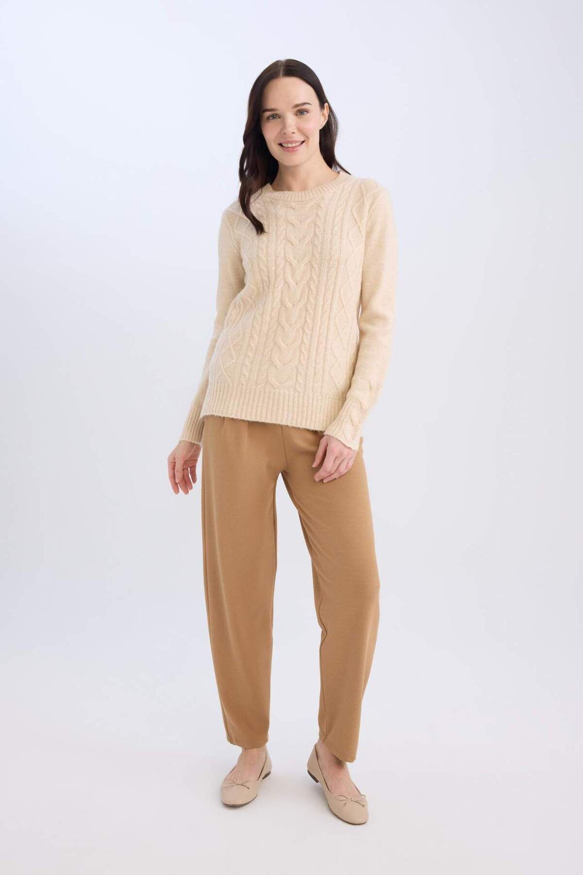 DeFacto-Pantaloni drepti cu talie elastică plisată Basic Solid D4405AX24WN 3