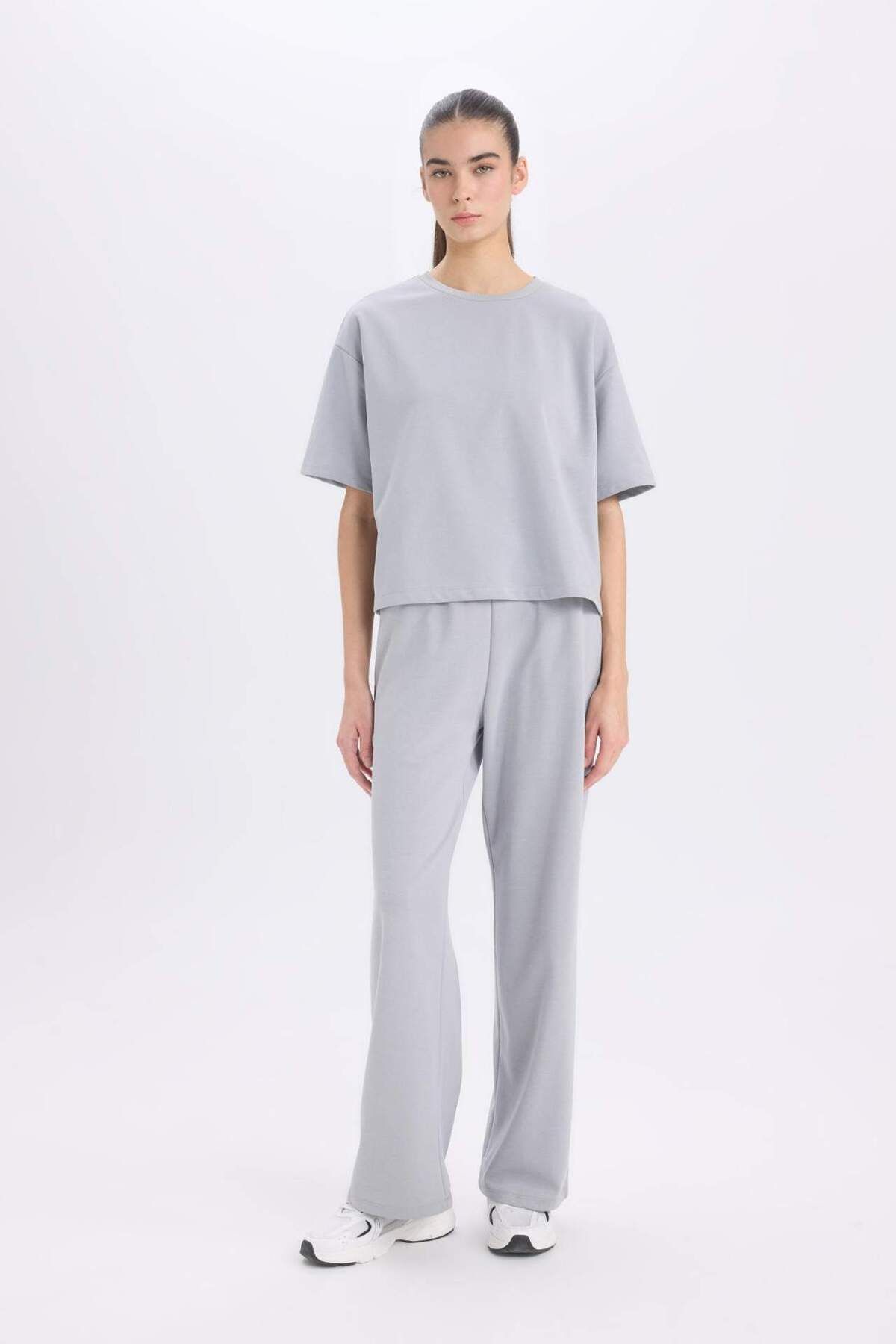 DeFacto-Jogginghose mit weitem Bein und weitem Bein, elastische Taille, Taschen, Basic, einfarbig 3158902 2