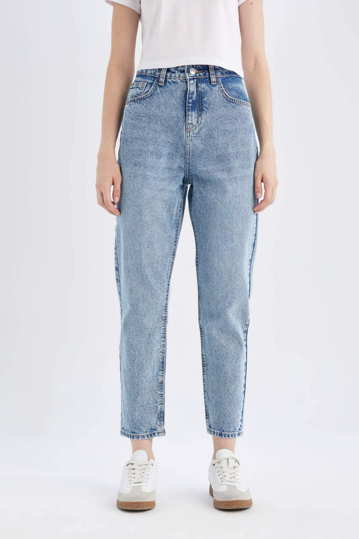 Lina Mom Fit Yüksek Bel Bilek Boy Jean Yıkamalı Pantolon C7618AX24WN