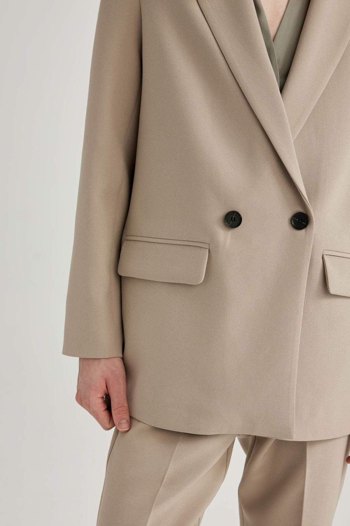 DeFacto-Oversize Wide Fit Jacket Collar Buttoned Basic Plain Blazer Jacket C2457Ax24Au 7