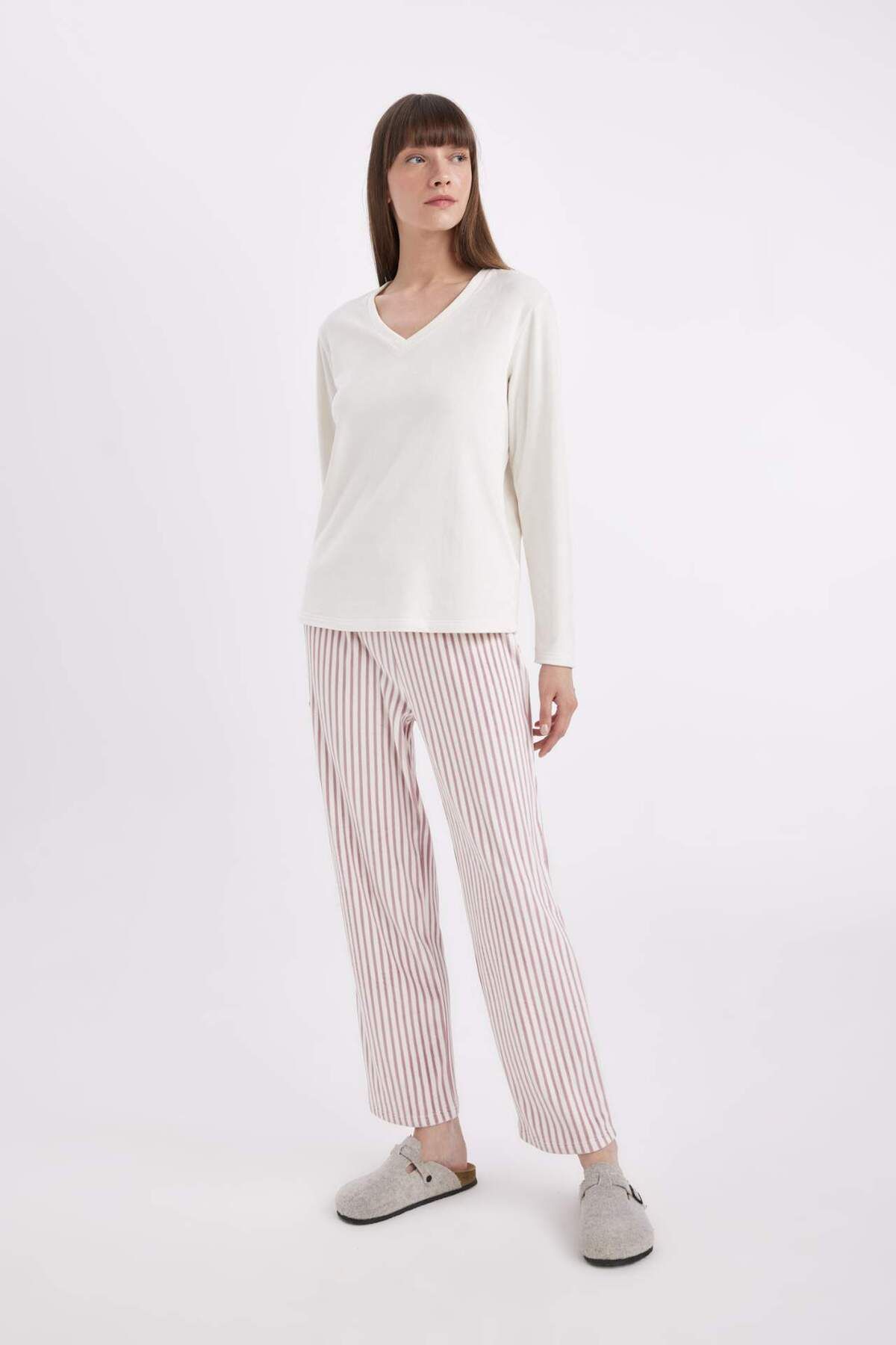 DeFacto-Set pijamale Fall in Love Decolteu în V Basic Solid Mâneci lungi Velur Top cu dungi Talie elastică Partea de jos A6205AX2 2