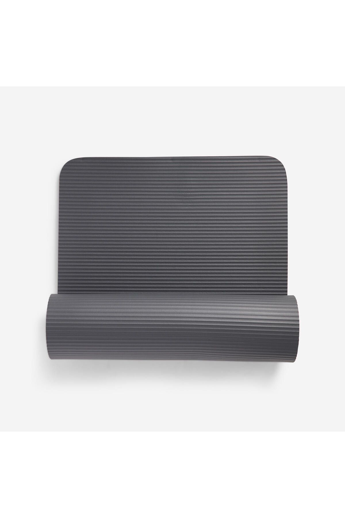 Decathlon-Domyos Ultra Comfortable Fitness Mat - 20 mm - Black 1