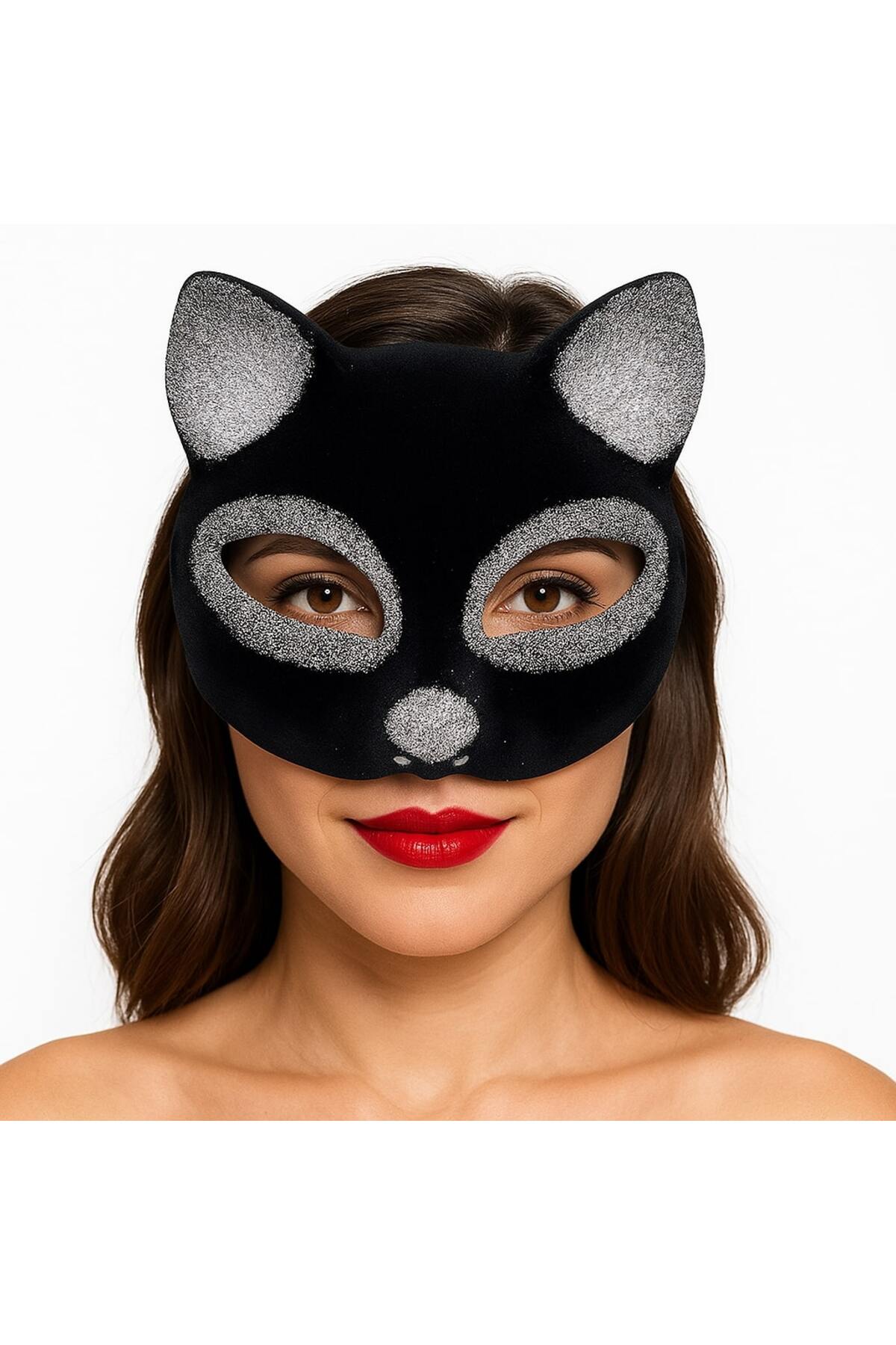 ماسک گربهای نسیورلد، روکش چرمی جیر، رنگ مشکی، لورکس نقرهای، ۱۸×۱۴ سانتیمتر