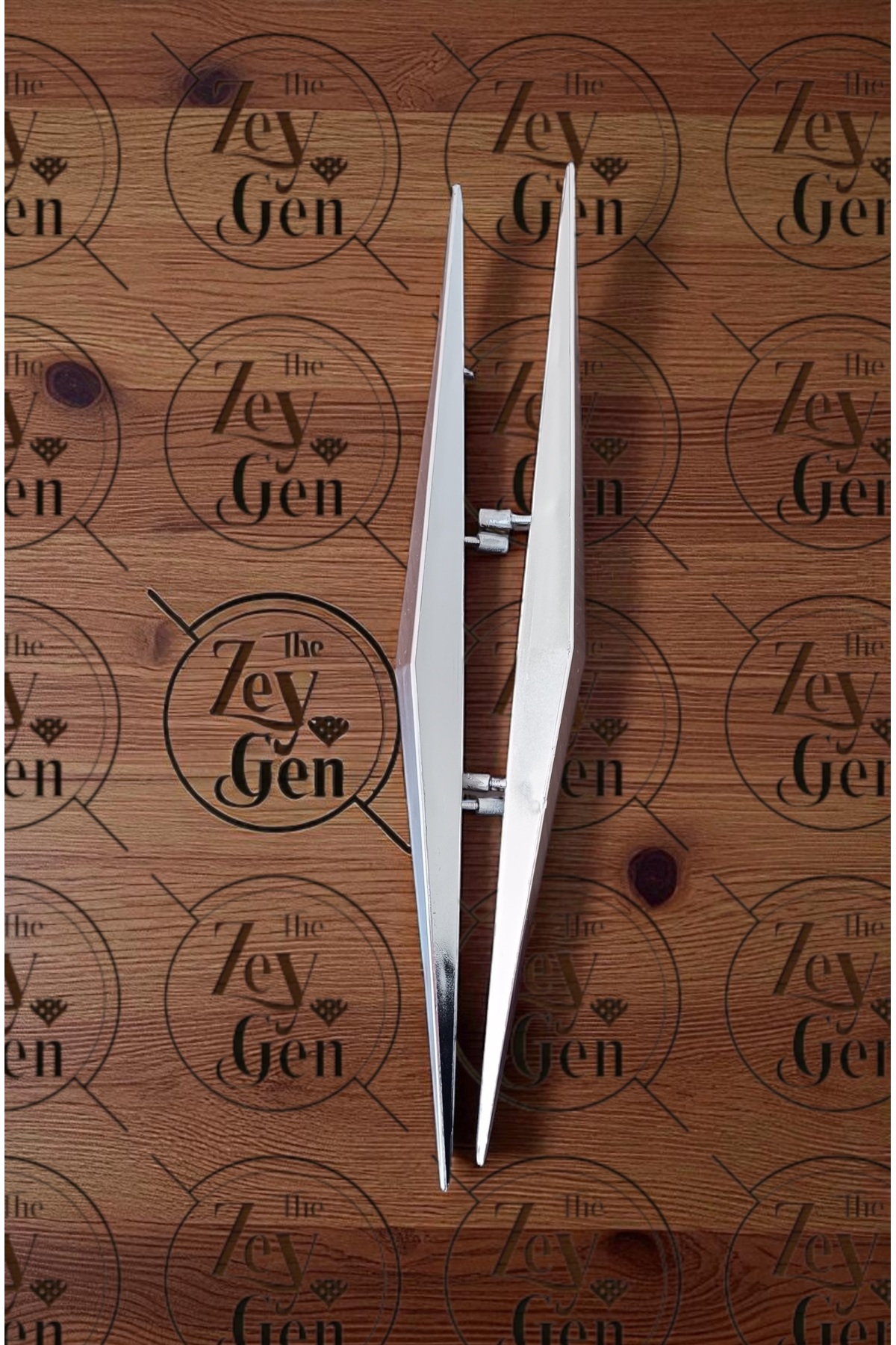 The Zey Gen Klapa Plastik 32 Cm Krom Kaplama Çivili Klapa Mobilya