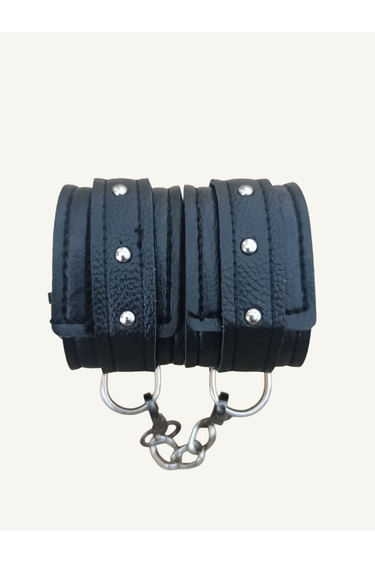 Dark Velvet Fantezi Kelepçe Suni Deri ve Paslanmaz Metal Siyah renk secenegi