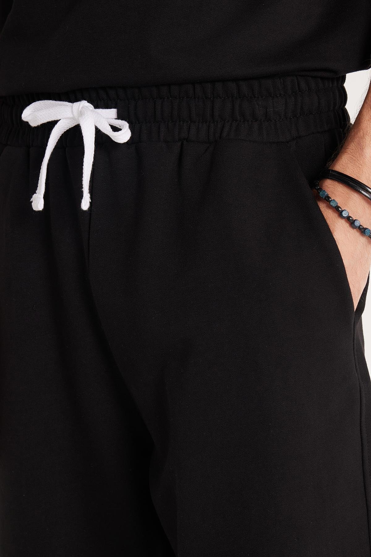 Tudors  Relax Fit Rahat Kesim %100 Pamuk Hafif Kalın Özel Tasarım Erkek Siyah Şortlu Pijama Takım - Görsel 3