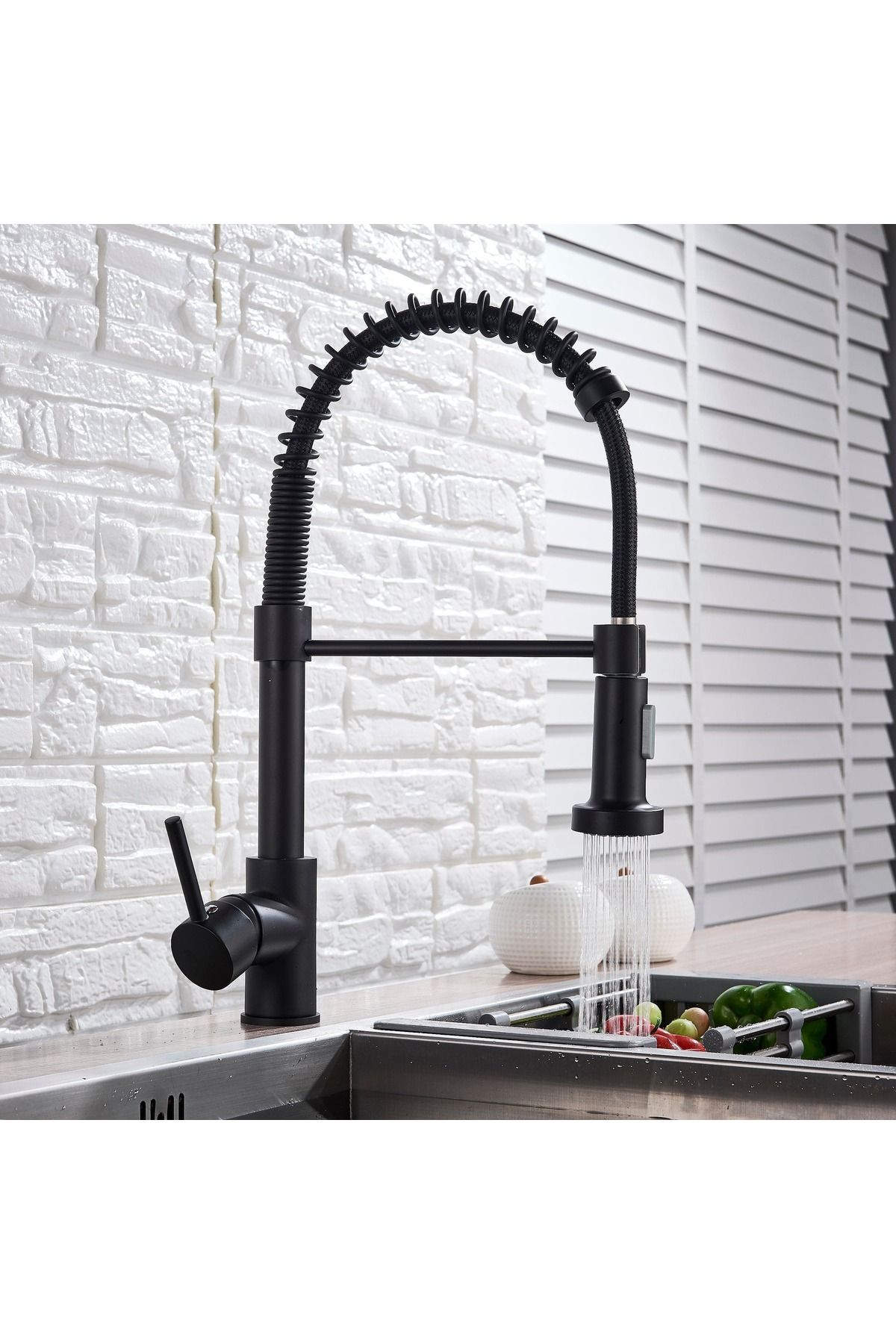 CasaVie-Professional kitchen faucet, with flexible shower, 2 flow functions, matte black, code 1335 2