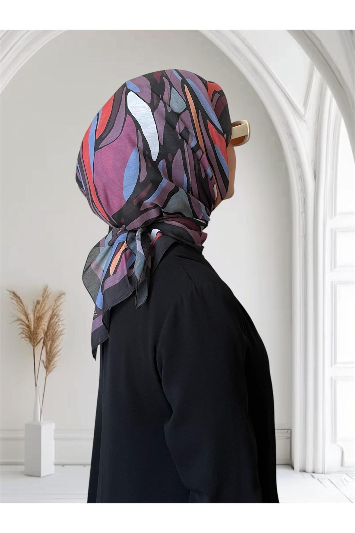 ESSLERA-Rose Pattern Soft Scarf 1