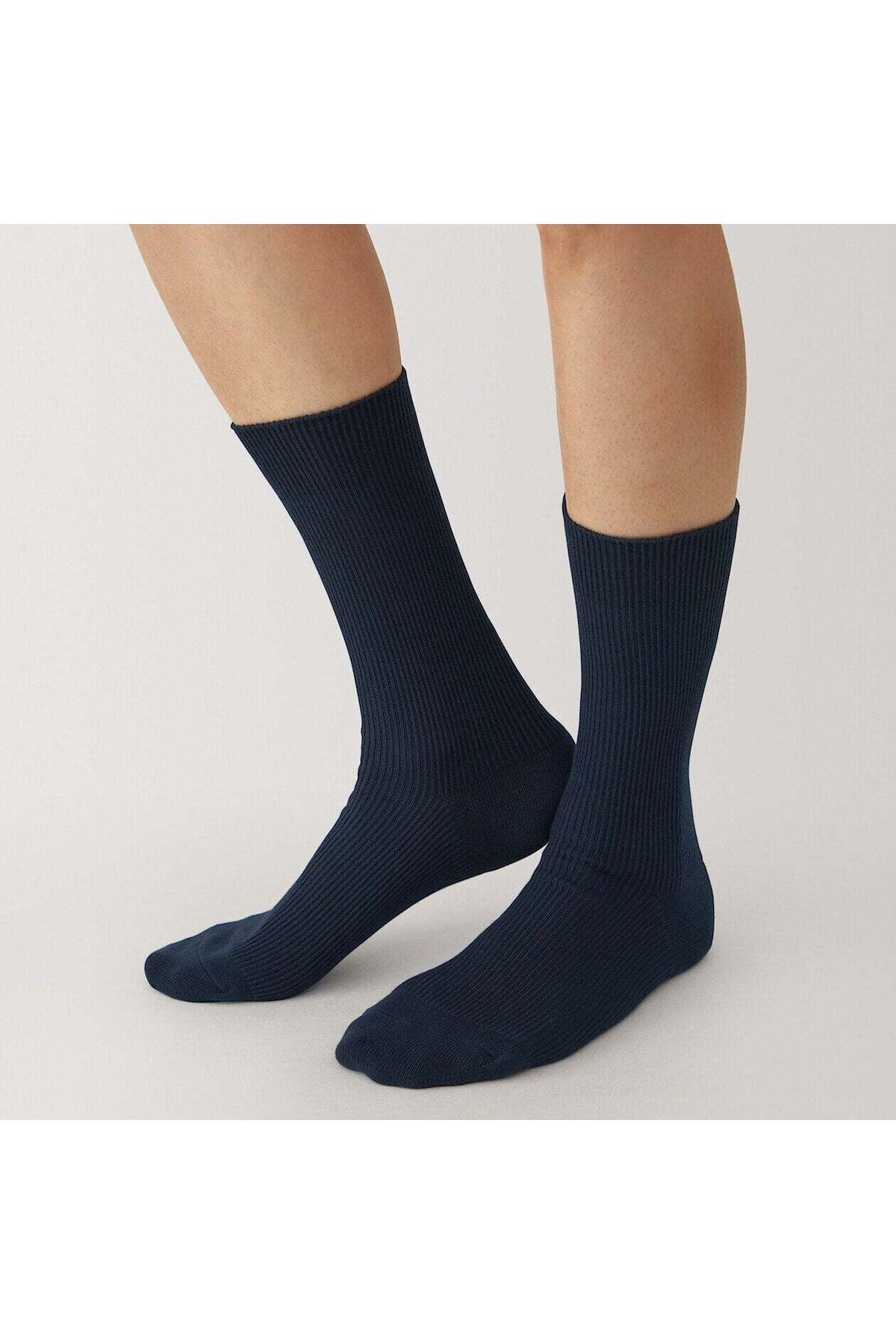 Muji-Right Angle Reversible Socks 2