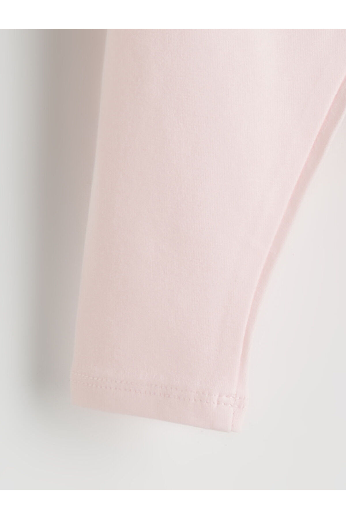 LC Waikiki Nevaa Collection Bej Çiçek Aplikeli Kız Bebek Bluz ve Tayt 2'li fotoğrafı 6 (önizleme)