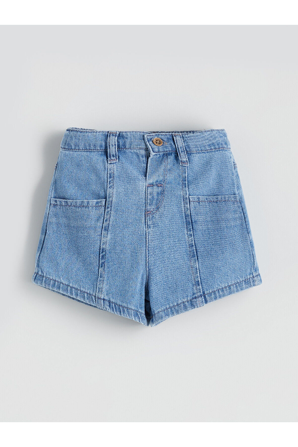 LC Waikiki Esse Collection İndigo Kız Bebek Jean Bluz ve Jean Şort 2'li fotoğrafı 5 (önizleme)