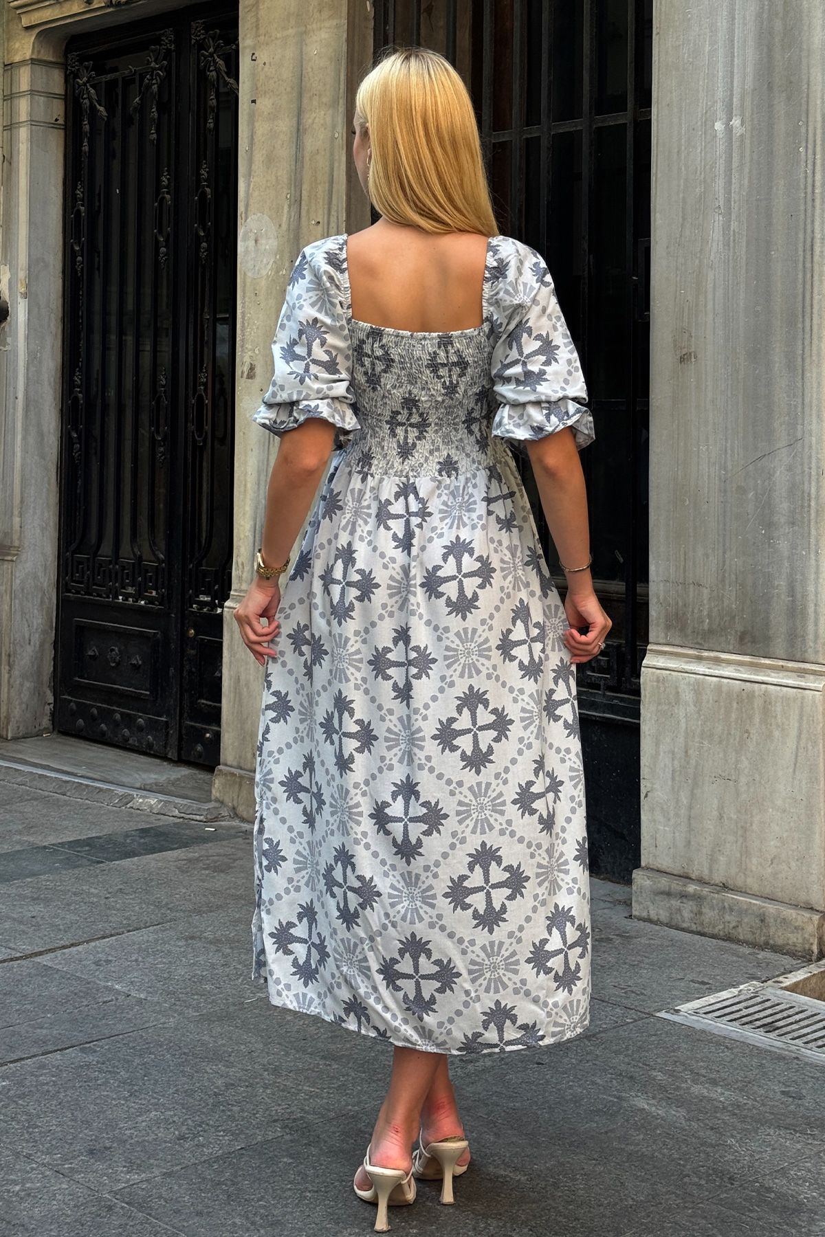VAGGON-Rochie de damă ECRU cu guler pătrat Gipeli cu model Midi VS00687 6