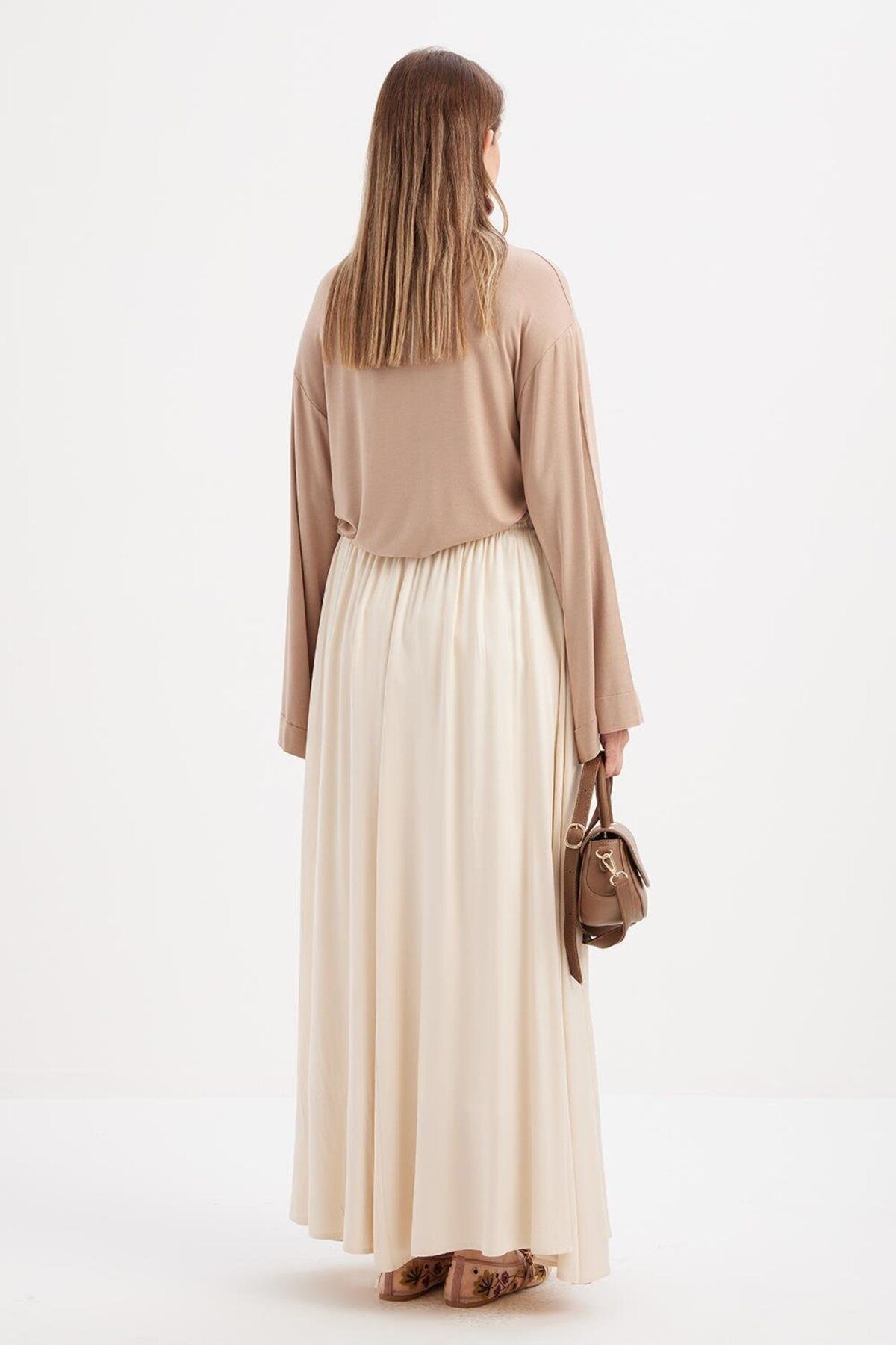 ALLDAY-Ecru-Elastic Basic Skirt 4